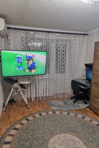 Продаж двокімнатної квартири в Дніпрі, на просп. Поля Олександра 92, район Центральний фото 2