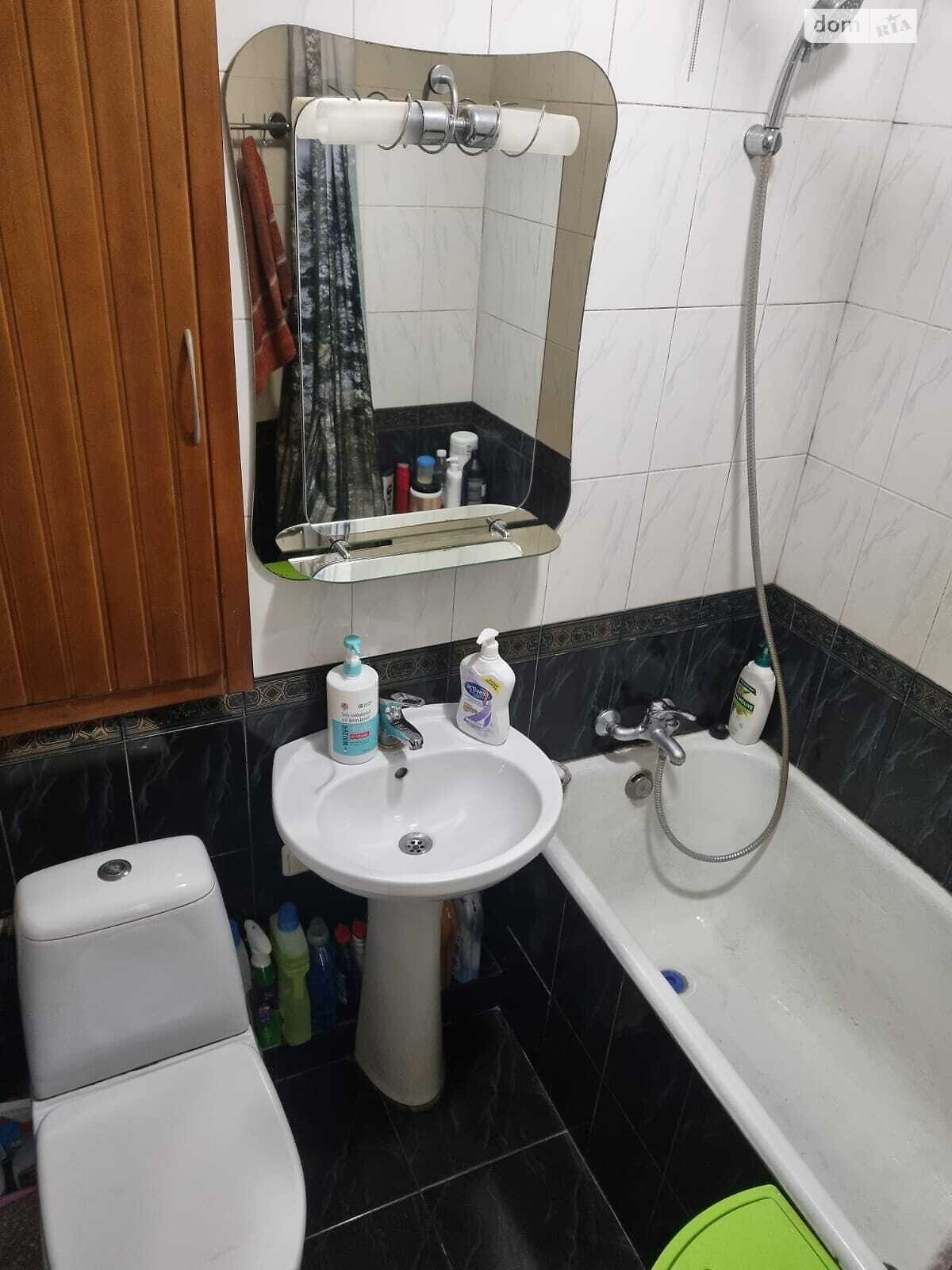 Продаж двокімнатної квартири в Дніпрі, на просп. Поля Олександра 92, район Центральний фото 1