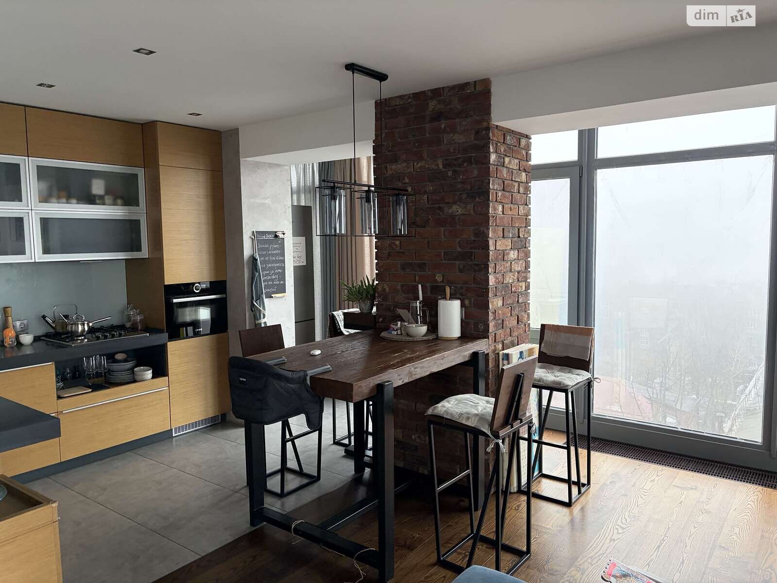 Продажа трехкомнатной квартиры в Днепре, на ул. Архитектора Олега Петрова 15, район Соборный фото 1