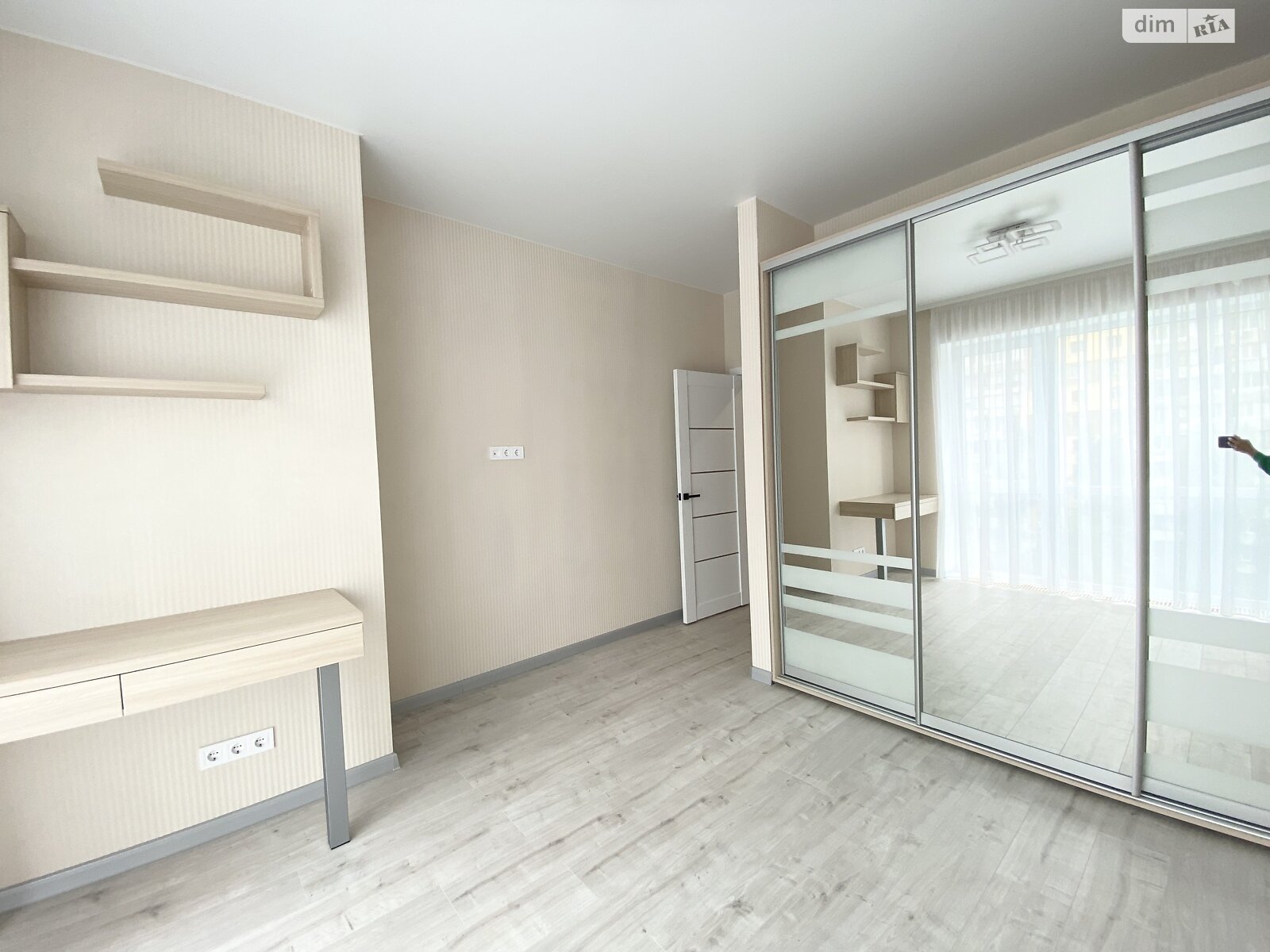 Продажа трехкомнатной квартиры в Днепре, на пер. Добровольцев 3, район Соборный фото 1