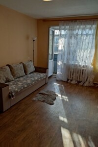 Продаж трикімнатної квартири в Дніпрі, на просп. Героїв 21, район Соборний фото 2
