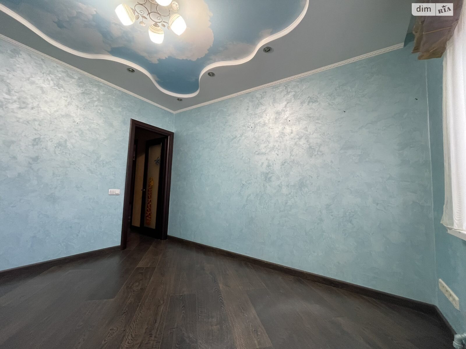 Продаж трикімнатної квартири в Дніпрі, на просп. Героїв 40, район Соборний фото 1 Продаж трикімнатної квартири в Дніпрі, на просп. Героїв 40, район Соборний фото 1