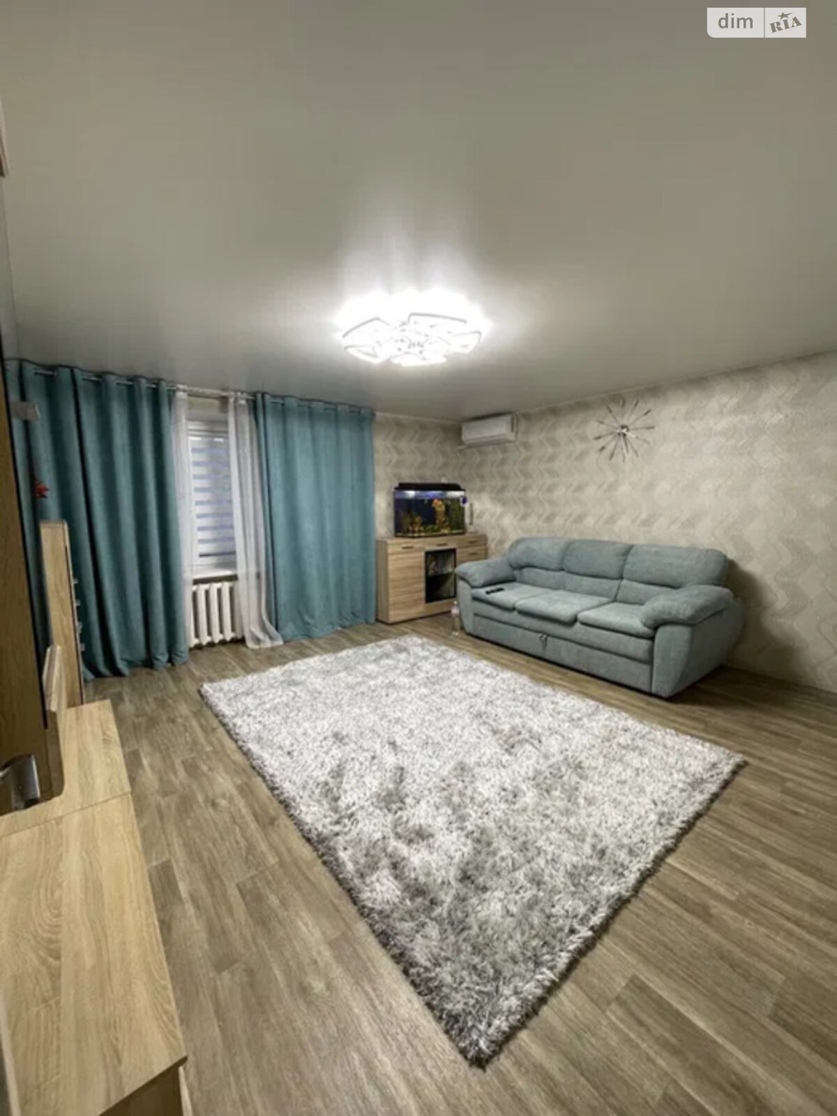 Продажа трехкомнатной квартиры в Днепре, на просп. Героев 3, район Соборный фото 1 Продажа трехкомнатной квартиры в Днепре, на просп. Героев 3, район Соборный фото 1