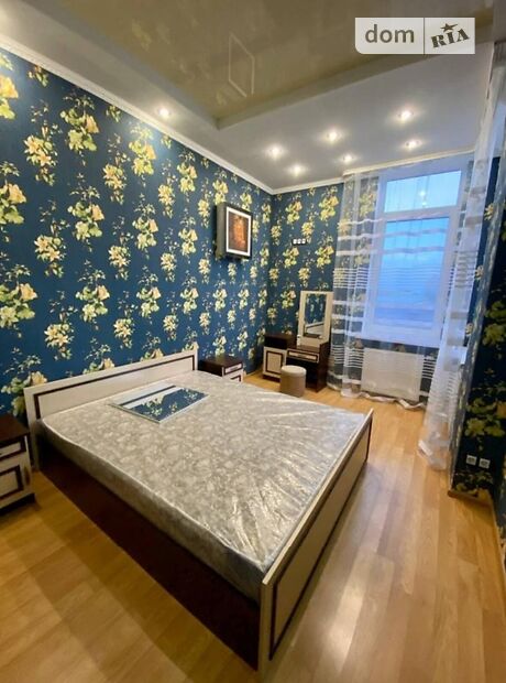 Продажа трехкомнатной квартиры в Днепре, на ул. Жуковского 3г район Соборный фото 1 Продажа трехкомнатной квартиры в Днепре, на ул. Жуковского 3г район Соборный фото 1