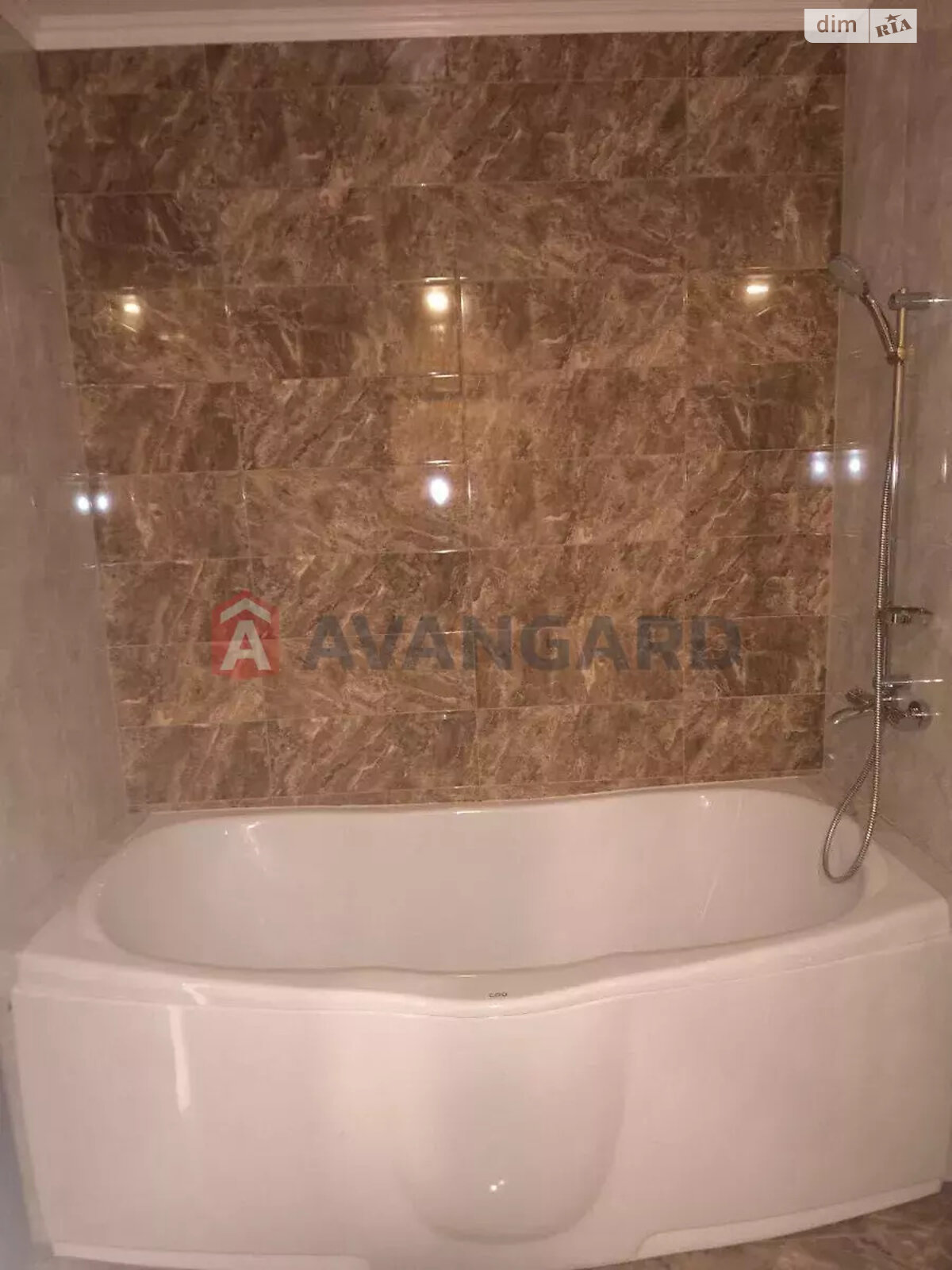 Продажа четырехкомнатной квартиры в Днепре, на спуск Крутогорный 28, район Соборный фото 1