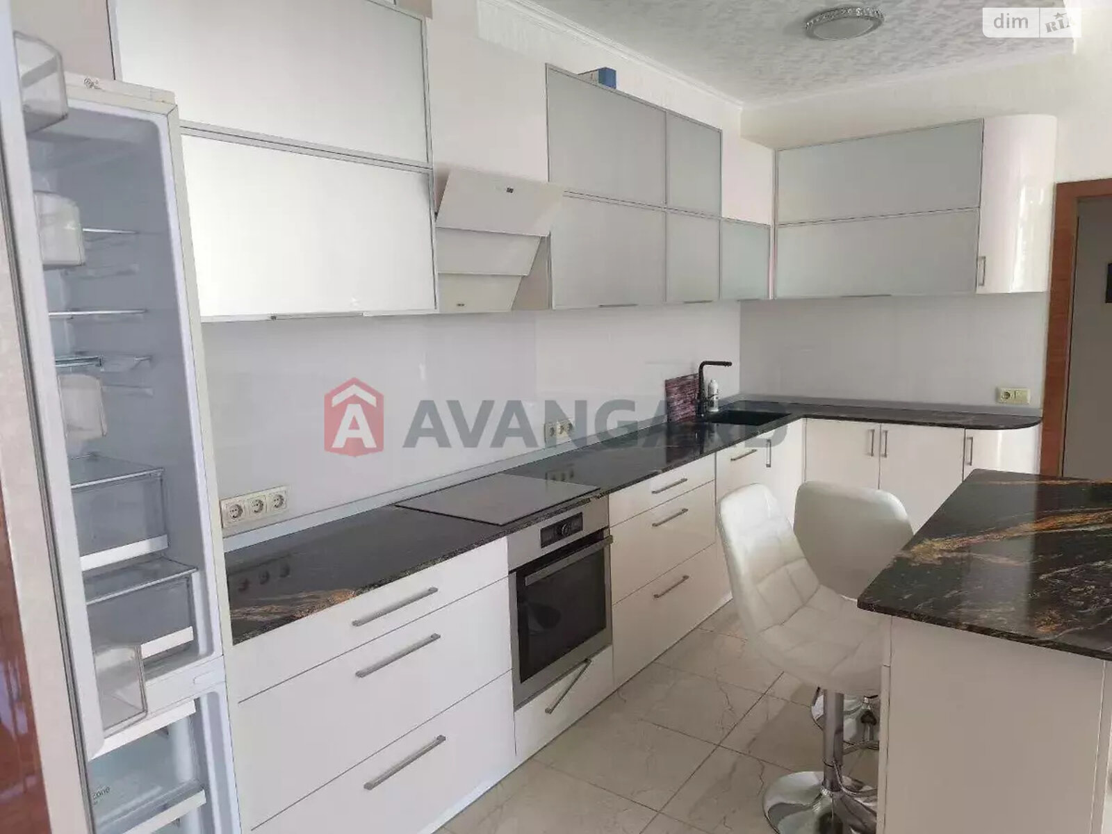 Продажа четырехкомнатной квартиры в Днепре, на спуск Крутогорный 28, район Соборный фото 1