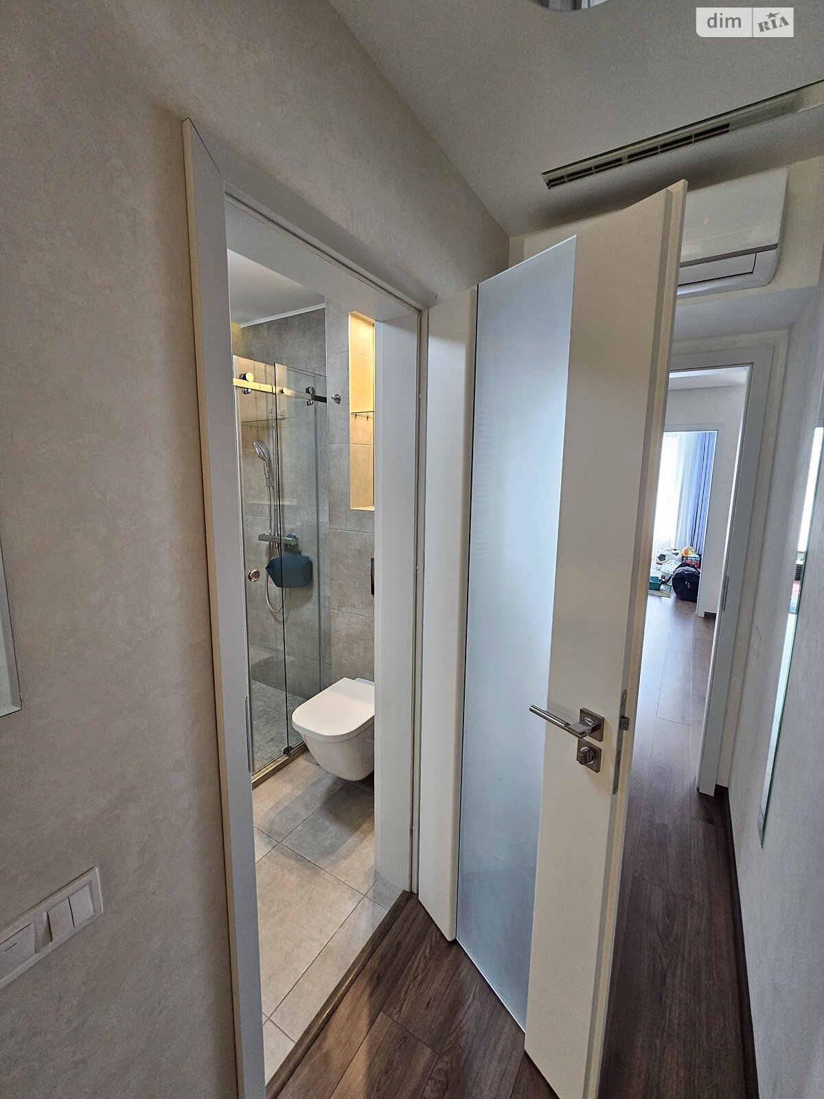 Продаж трикімнатної квартири в Дніпрі, на вул. Левка Лук’яненка 16, кв. 69, район Соборний фото 1 Продаж трикімнатної квартири в Дніпрі, на вул. Левка Лук’яненка 16, кв. 69, район Соборний фото 1