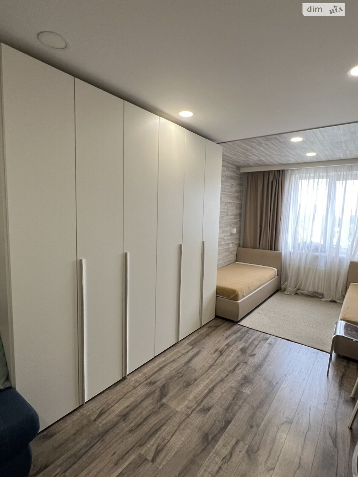 Продажа трехкомнатной квартиры в Днепре, на ул. Мандрыковская 134, район Соборный фото 1 Продажа трехкомнатной квартиры в Днепре, на ул. Мандрыковская 134, район Соборный фото 1