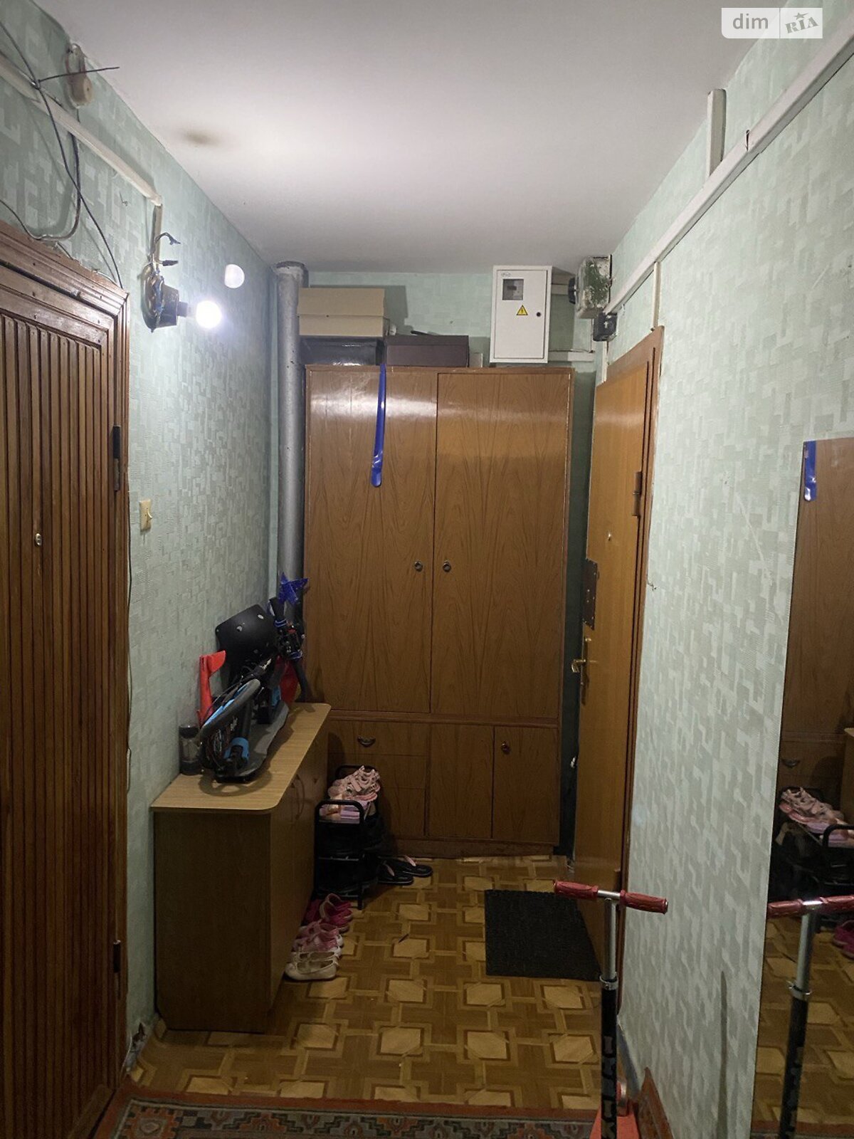 Продаж трикімнатної квартири в Дніпрі, на вул. Мандриківська 141, район Соборний фото 1 Продаж трикімнатної квартири в Дніпрі, на вул. Мандриківська 141, район Соборний фото 1