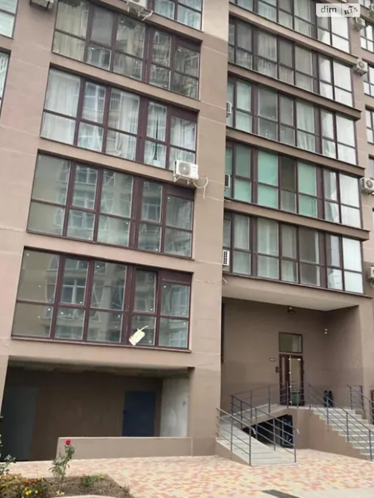 Продажа трехкомнатной квартиры в Днепре, на ул. Мандрыковская 51Л, район Соборный фото 1 Продажа трехкомнатной квартиры в Днепре, на ул. Мандрыковская 51Л, район Соборный фото 1