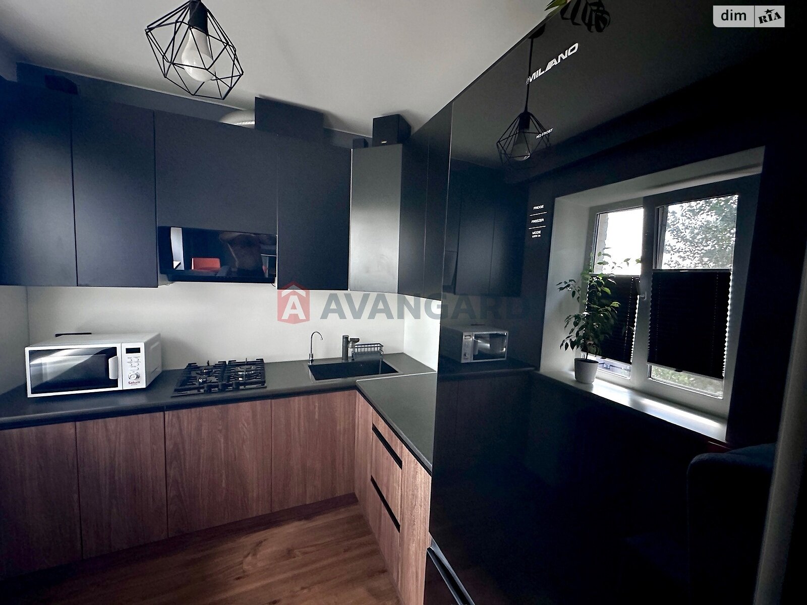 Продажа трехкомнатной квартиры в Днепре, на ул. Марии Кюри 13, район Соборный фото 1 Продажа трехкомнатной квартиры в Днепре, на ул. Марии Кюри 13, район Соборный фото 1