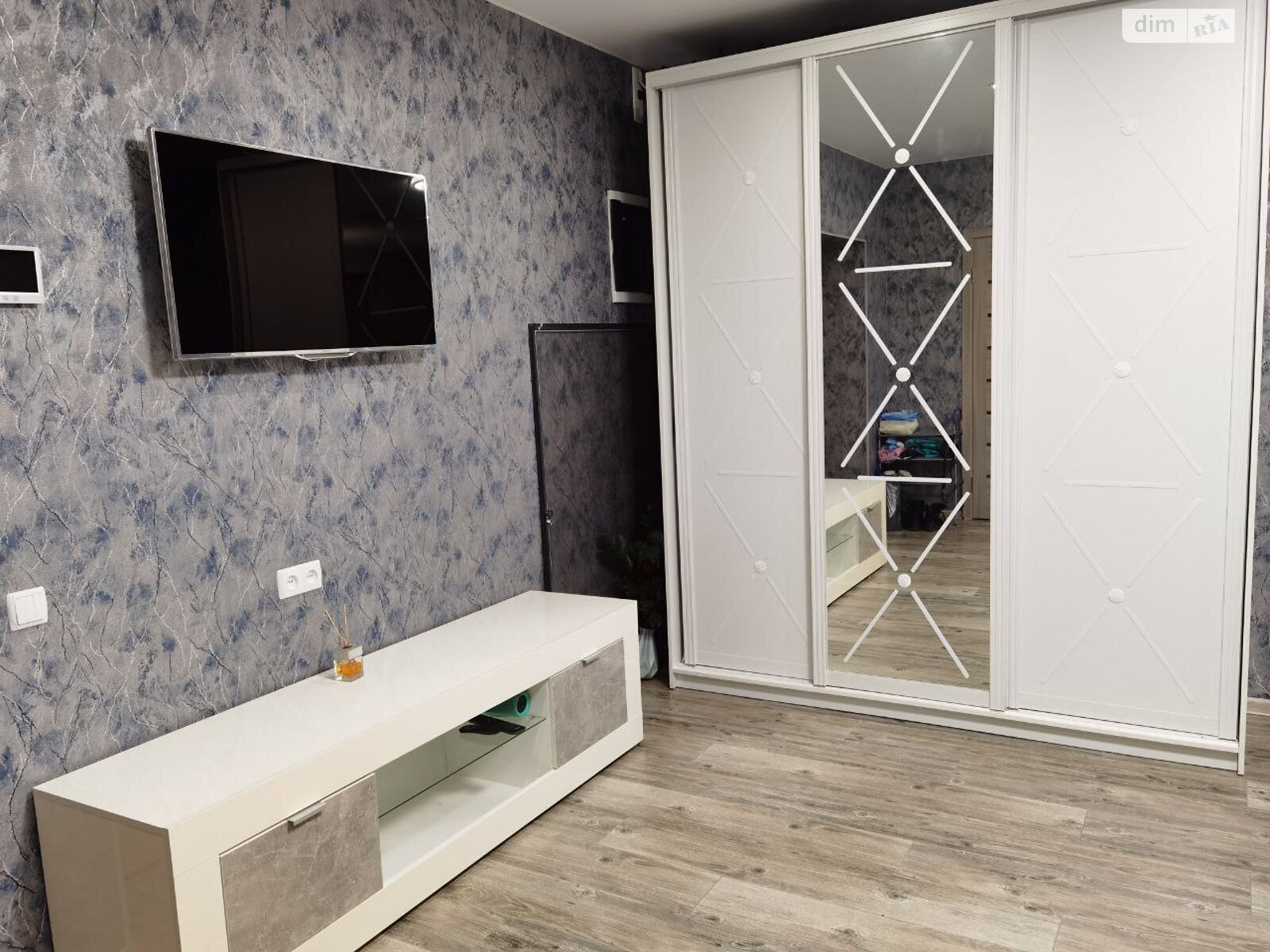 Продаж двокімнатної квартири в Дніпрі, на вул. Набережна Перемоги 44Л, район Соборний фото 1 Продаж двокімнатної квартири в Дніпрі, на вул. Набережна Перемоги 44Л, район Соборний фото 1