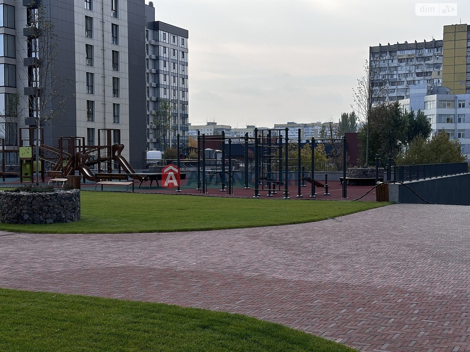 Продажа однокомнатной квартиры в Днепре, на ул. Набережная Победы 128, район Соборный фото 1 Продажа однокомнатной квартиры в Днепре, на ул. Набережная Победы 128, район Соборный фото 1