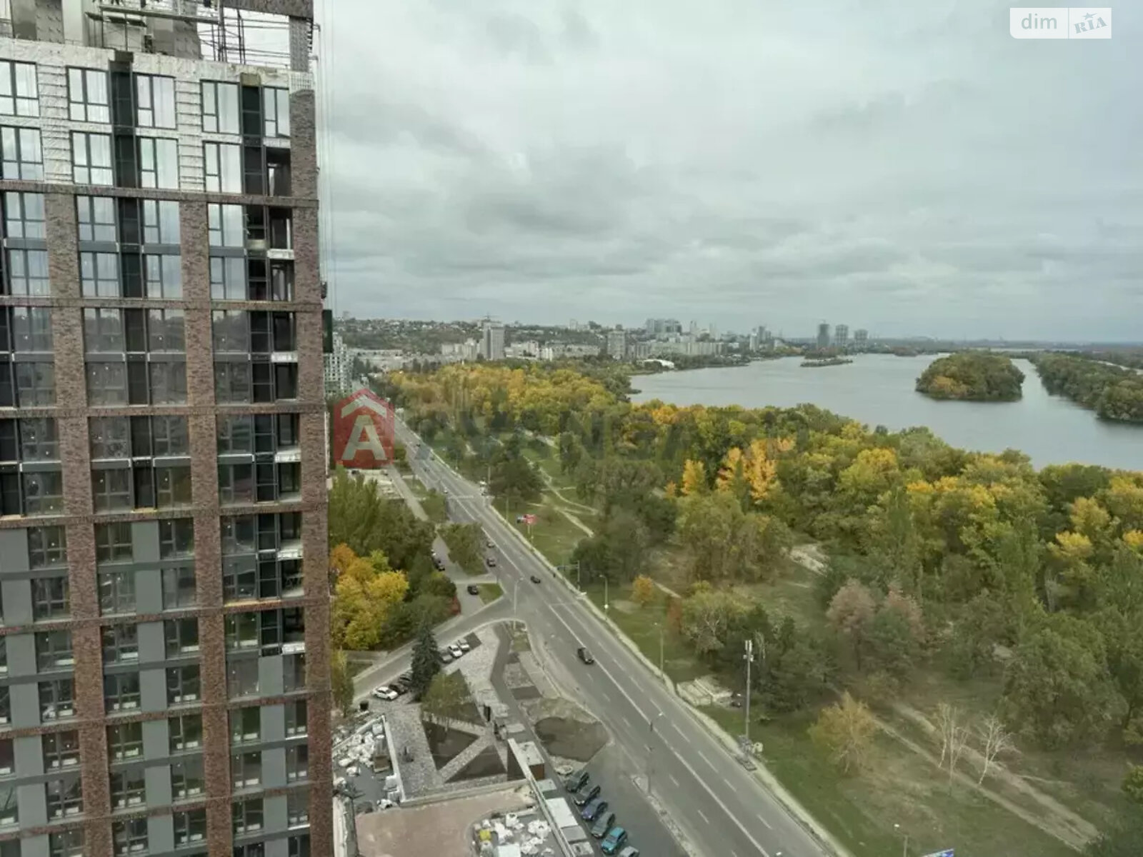 Продаж трикімнатної квартири в Дніпрі, на вул. Набережна Перемоги 128, район Соборний фото 1 Продаж трикімнатної квартири в Дніпрі, на вул. Набережна Перемоги 128, район Соборний фото 1