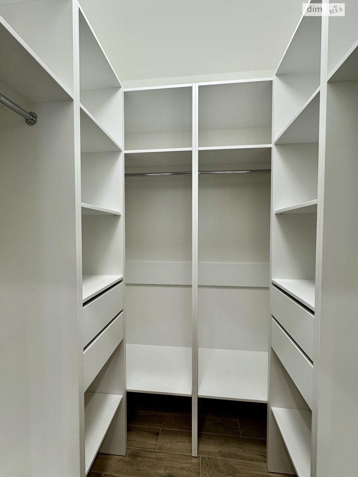 Продажа двухкомнатной квартиры в Днепре, на ул. Набережная Победы 9Б, район Соборный фото 1