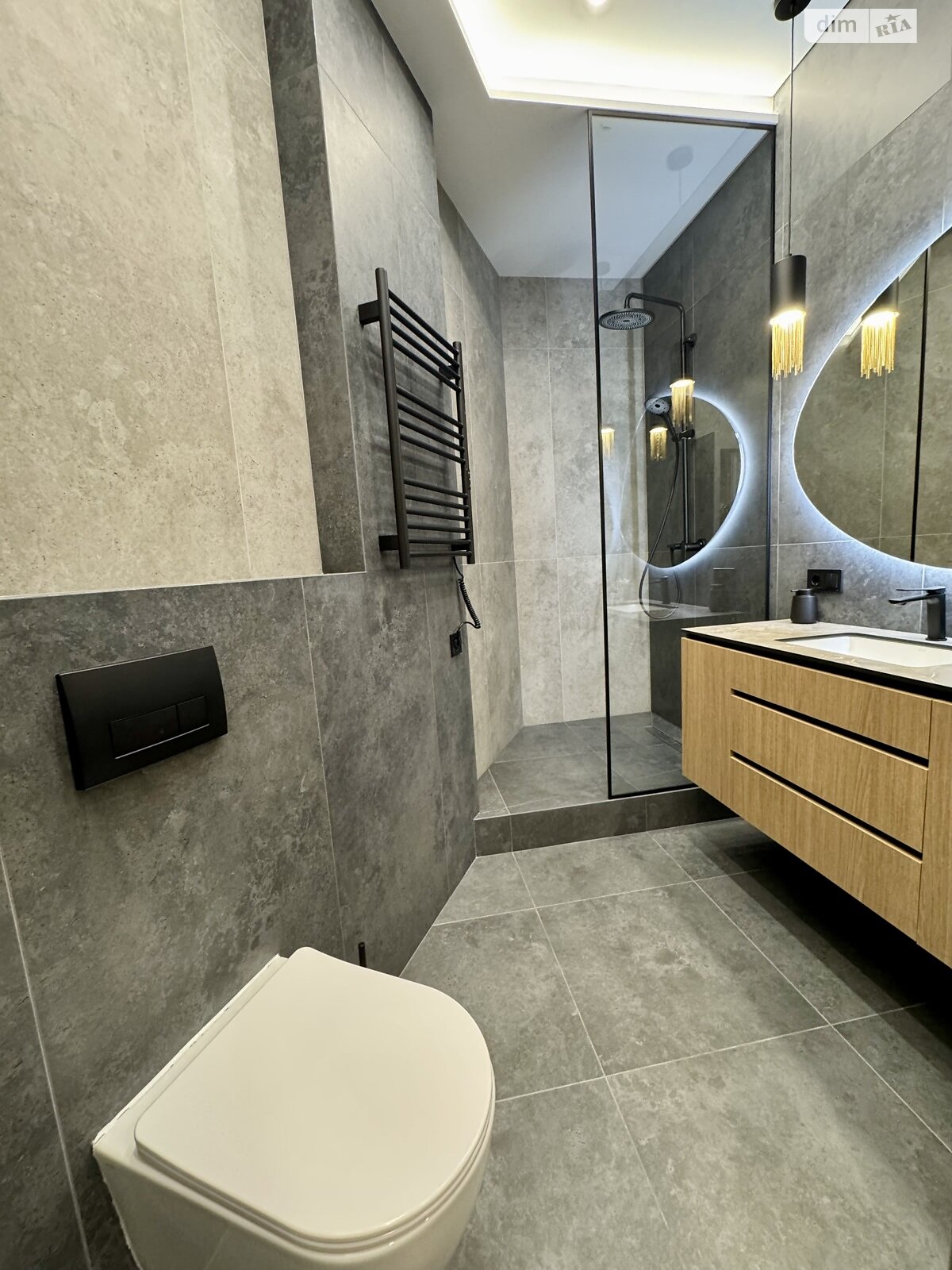 Продажа двухкомнатной квартиры в Днепре, на ул. Набережная Победы 9Б, район Соборный фото 1