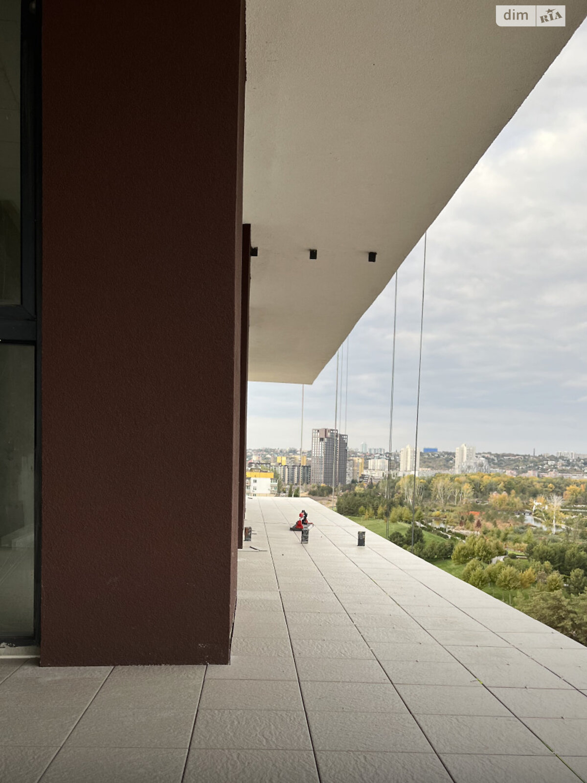 Продажа трехкомнатной квартиры в Днепре, на ул. Набережная Победы 152, район Соборный фото 1