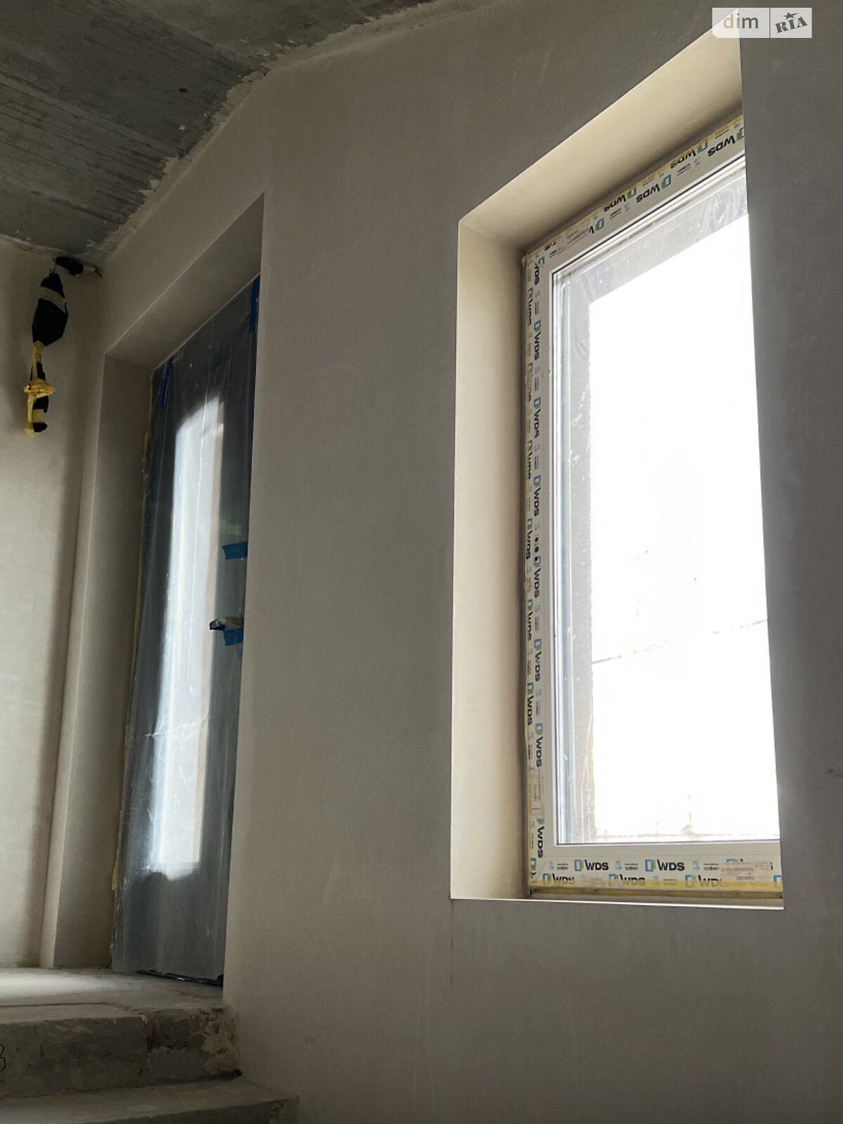 Продажа трехкомнатной квартиры в Днепре, на ул. Набережная Победы 152, район Соборный фото 1