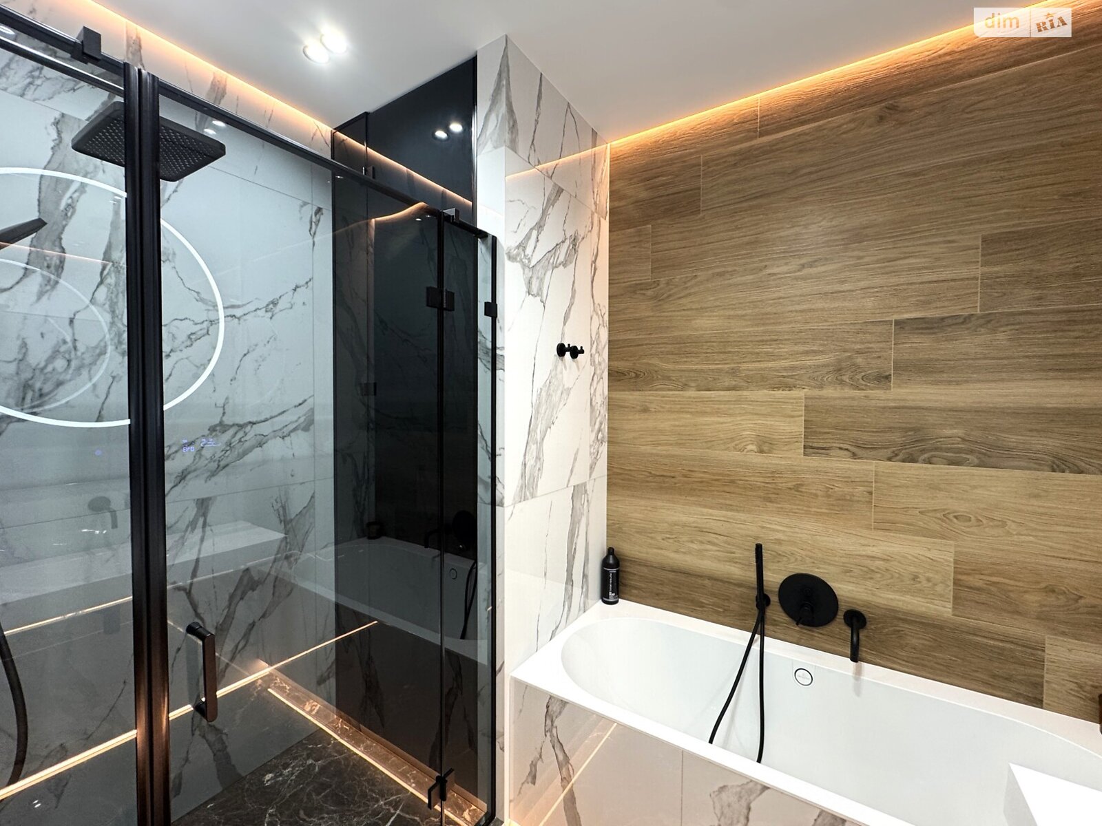 Продажа однокомнатной квартиры в Днепре, на ул. Набережная Победы 7 корпус 1, район Соборный фото 1