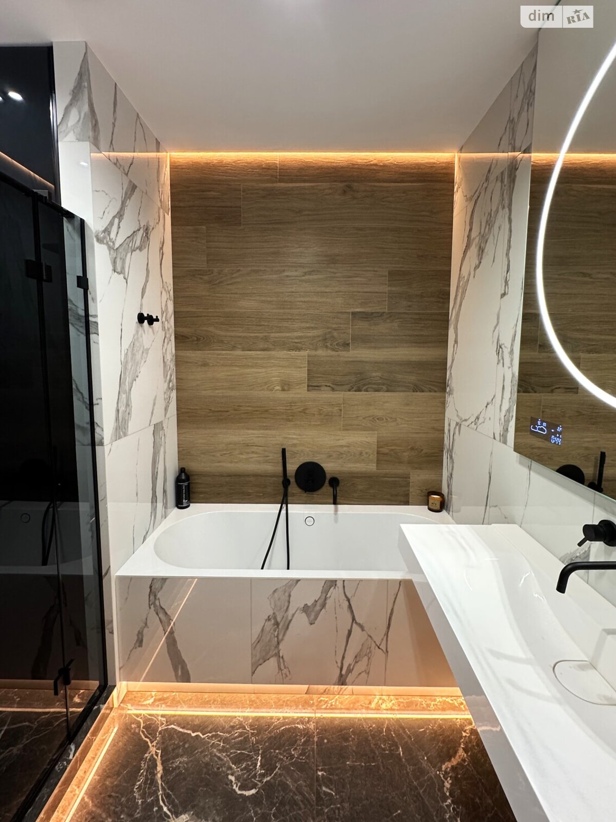 Продажа однокомнатной квартиры в Днепре, на ул. Набережная Победы 7 корпус 1, район Соборный фото 1