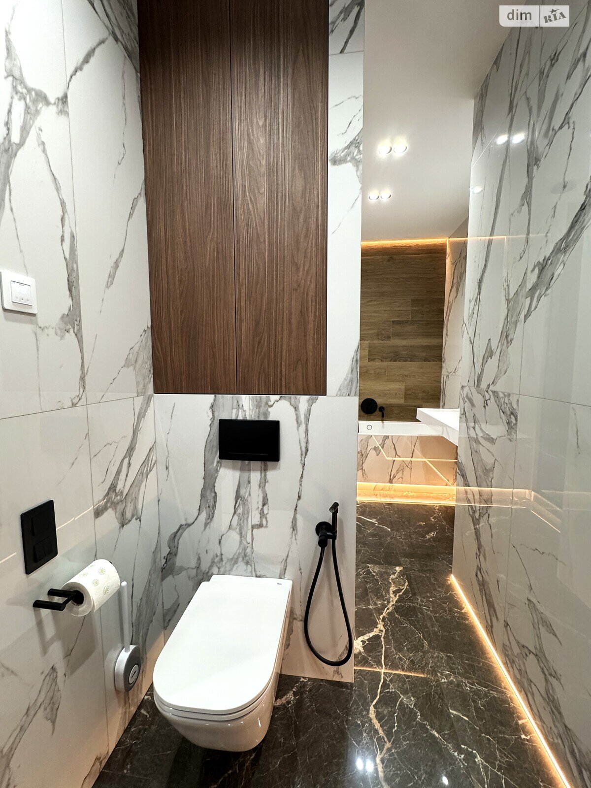 Продажа однокомнатной квартиры в Днепре, на ул. Набережная Победы 7 корпус 1, район Соборный фото 1