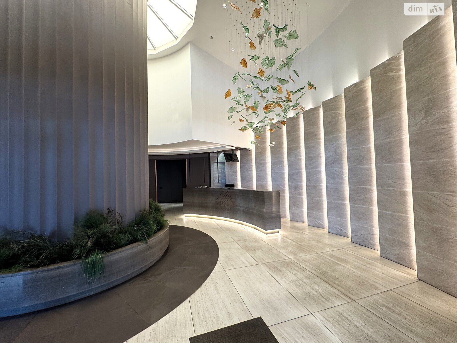 Продажа однокомнатной квартиры в Днепре, на ул. Набережная Победы 7 корпус 1, район Соборный фото 1