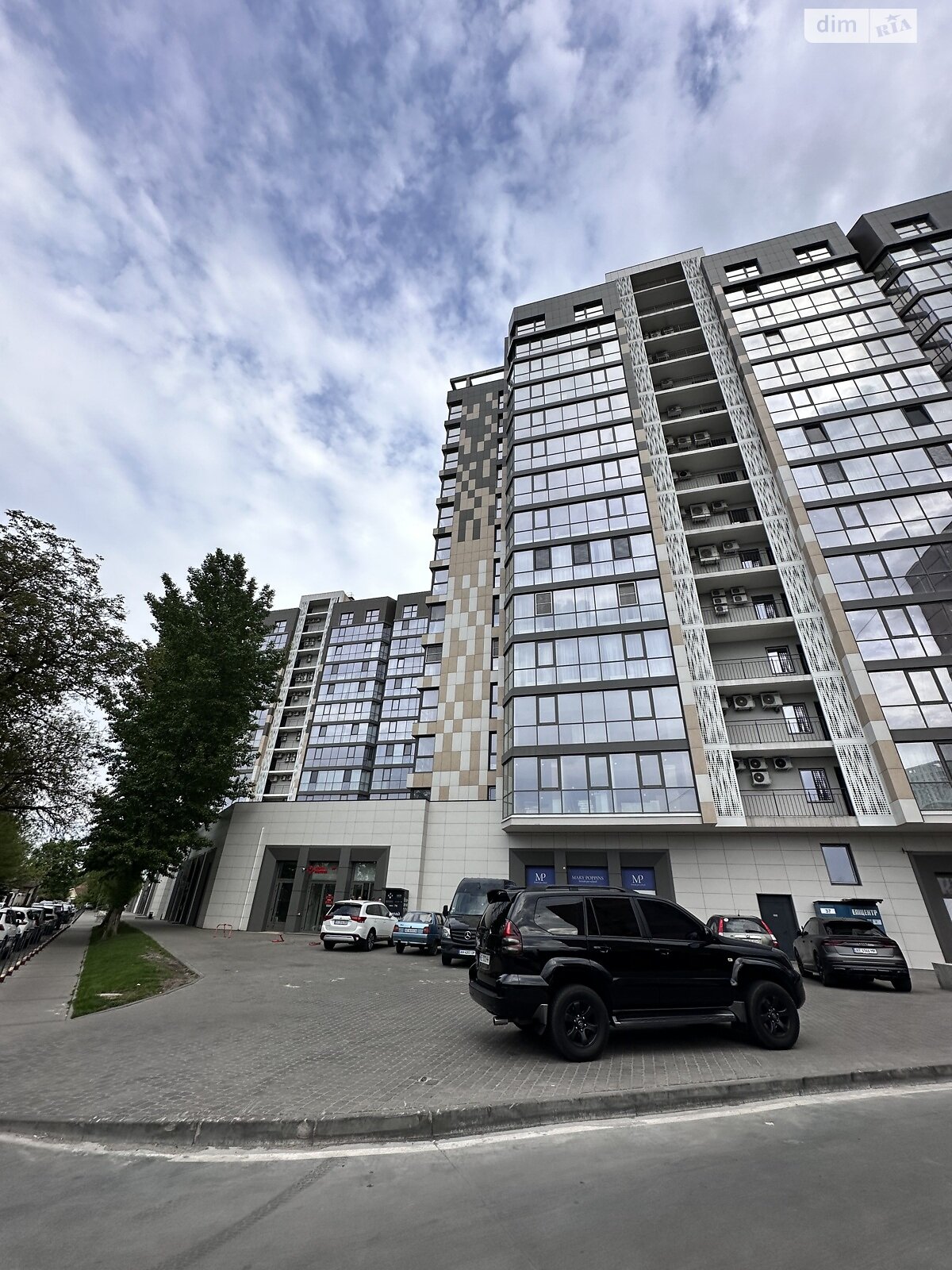Продаж трикімнатної квартири в Дніпрі, на просп. Науки 112Б, район Соборний фото 1 Продаж трикімнатної квартири в Дніпрі, на просп. Науки 112Б, район Соборний фото 1