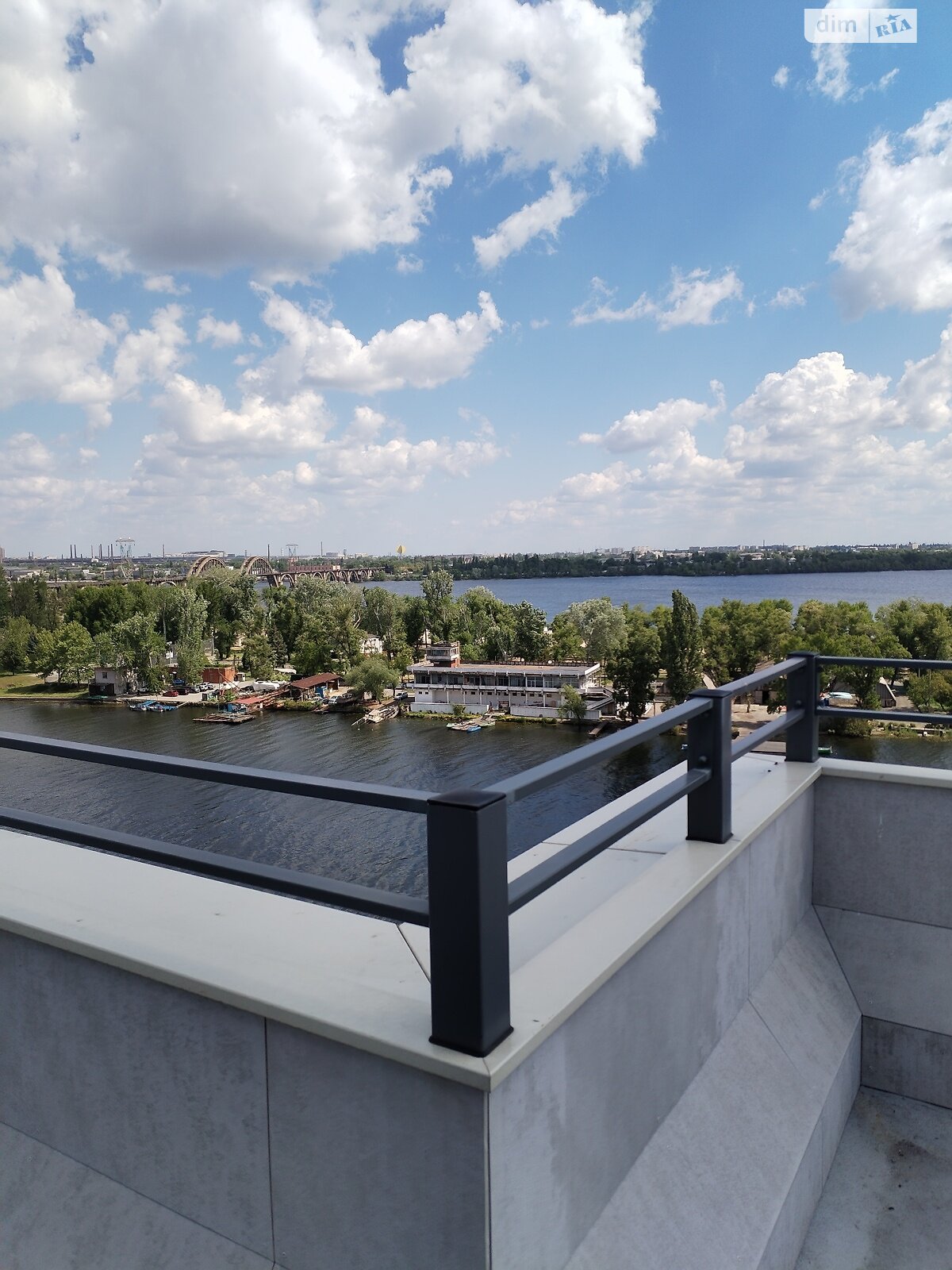 Продаж чотирикімнатної квартири в Дніпрі, на вул. Овражна 15, район Соборний фото 1 Продаж чотирикімнатної квартири в Дніпрі, на вул. Овражна 15, район Соборний фото 1