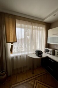 Продажа трехкомнатной квартиры в Днепре, на ул. Писаржевского, район Соборный фото 2
