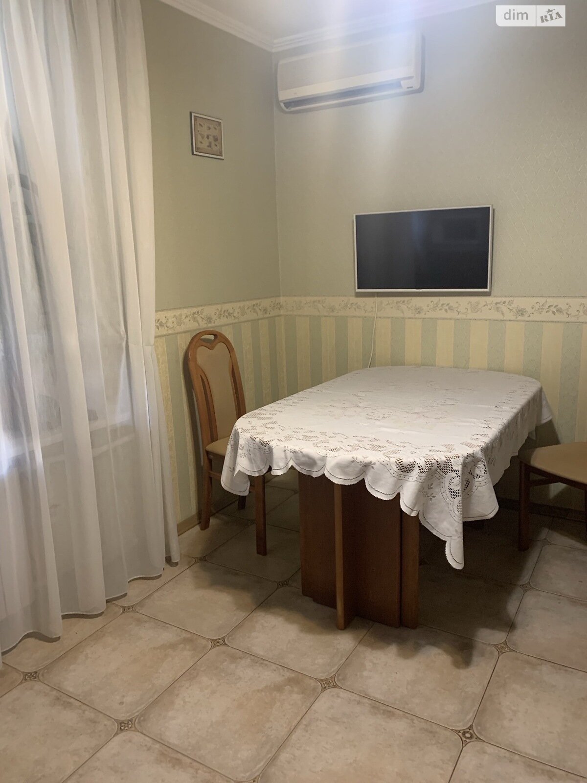 Продаж трикімнатної квартири в Дніпрі, на вул. Писаржевського 7, район Соборний фото 1 Продаж трикімнатної квартири в Дніпрі, на вул. Писаржевського 7, район Соборний фото 1