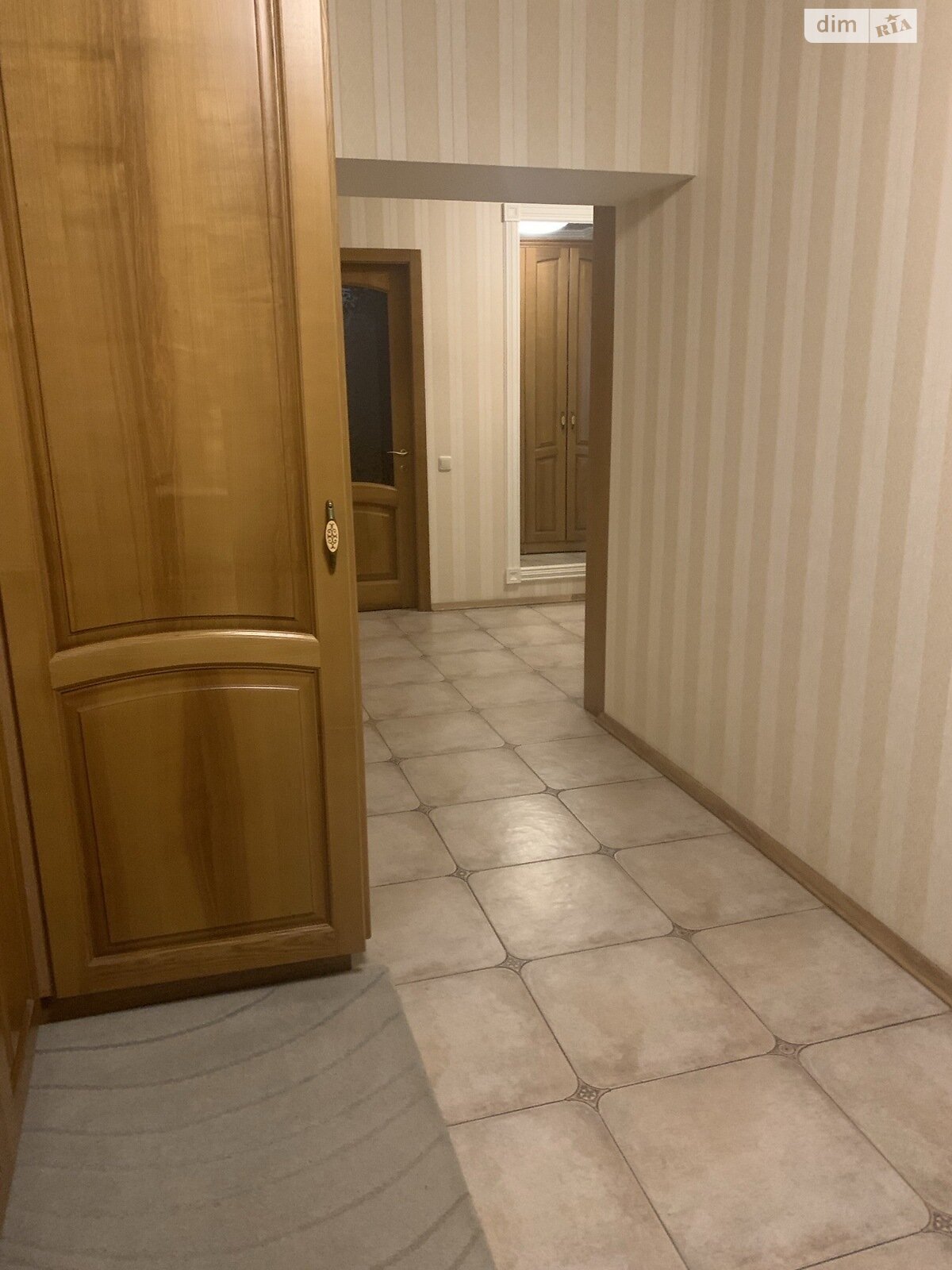 Продаж трикімнатної квартири в Дніпрі, на вул. Писаржевського 7, район Соборний фото 1 Продаж трикімнатної квартири в Дніпрі, на вул. Писаржевського 7, район Соборний фото 1