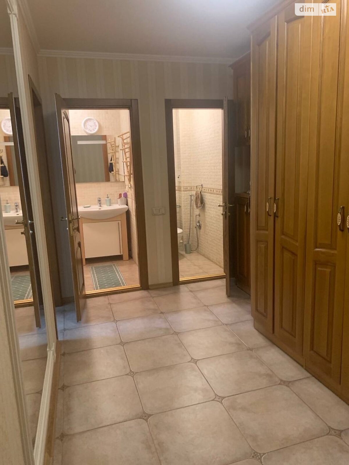Продаж трикімнатної квартири в Дніпрі, на вул. Писаржевського 7, кв. 16, район Соборний фото 1 Продаж трикімнатної квартири в Дніпрі, на вул. Писаржевського 7, кв. 16, район Соборний фото 1