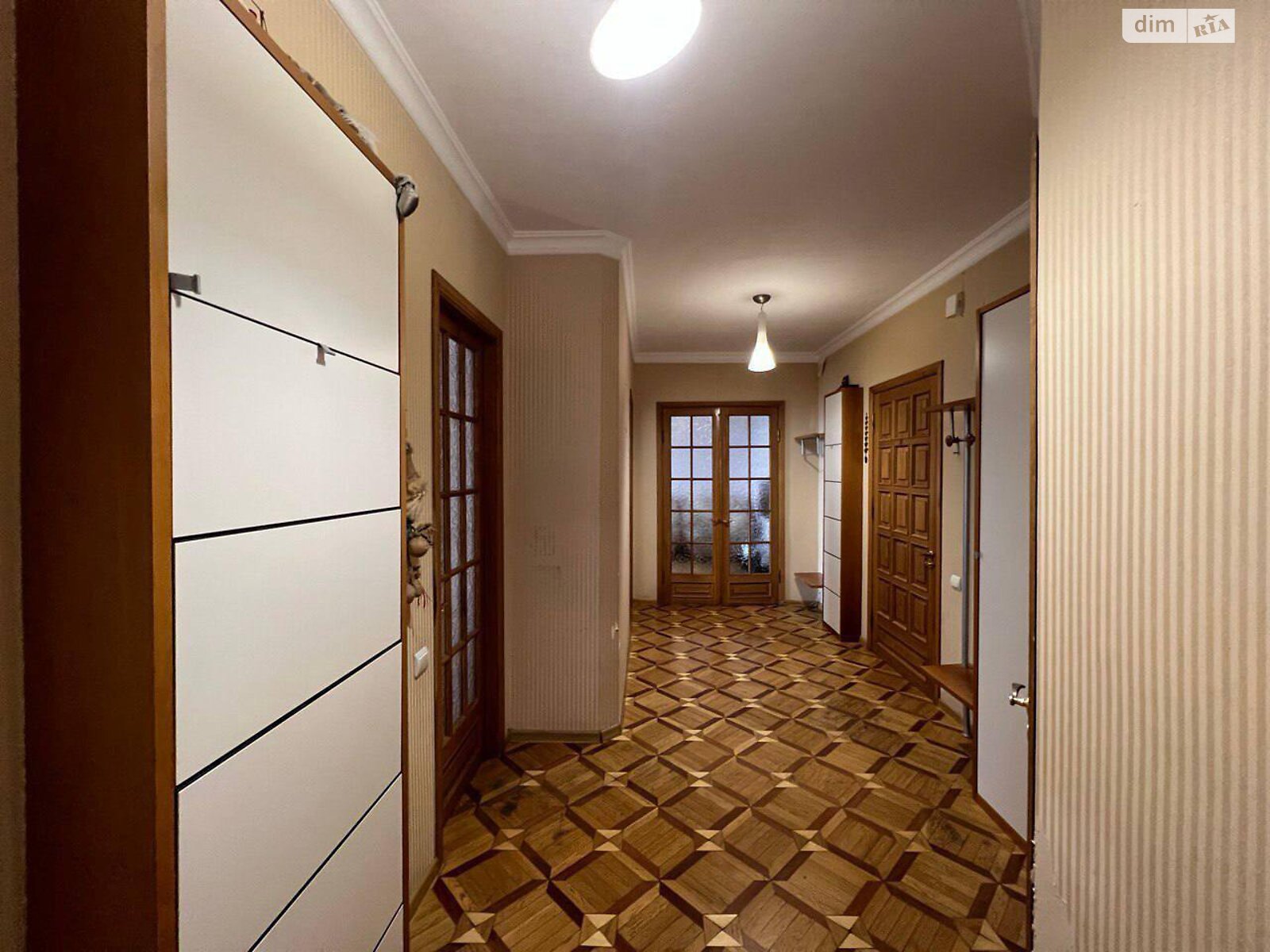 Продажа трехкомнатной квартиры в Днепре, на ул. Писаржевского, район Соборный фото 1