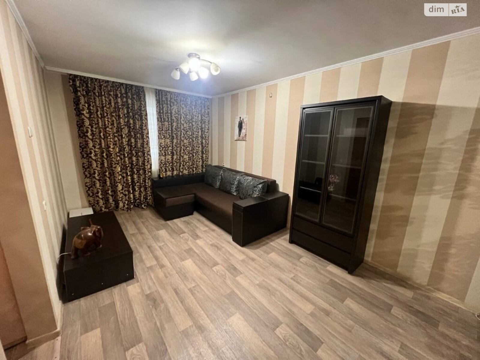 Продажа двухкомнатной квартиры в Днепре, на пер. Штабной, район Соборный фото 1 Продажа двухкомнатной квартиры в Днепре, на пер. Штабной, район Соборный фото 1
