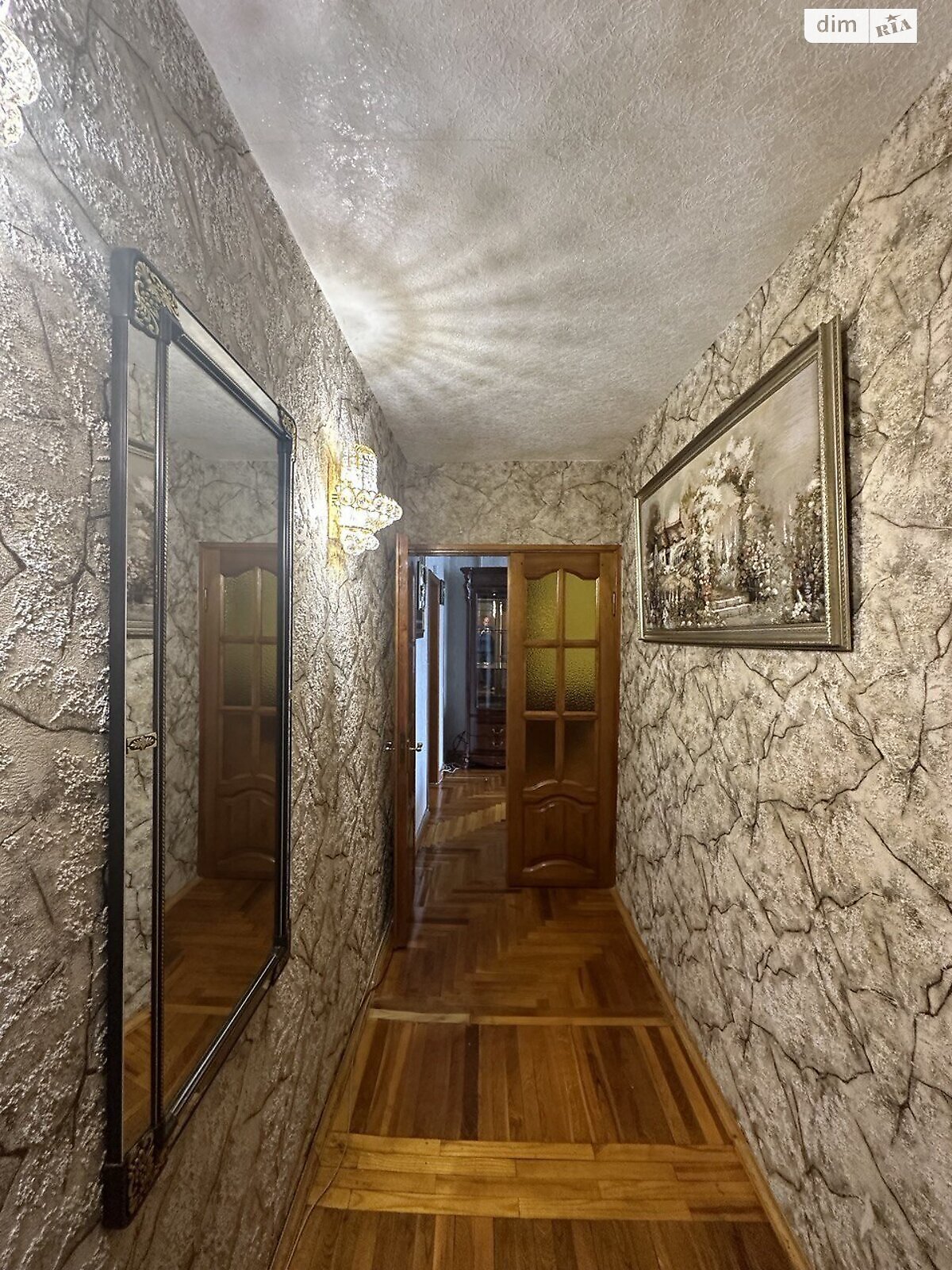 Продаж трикімнатної квартири в Дніпрі, на бул. Слави 3, район Соборний фото 1 Продаж трикімнатної квартири в Дніпрі, на бул. Слави 3, район Соборний фото 1