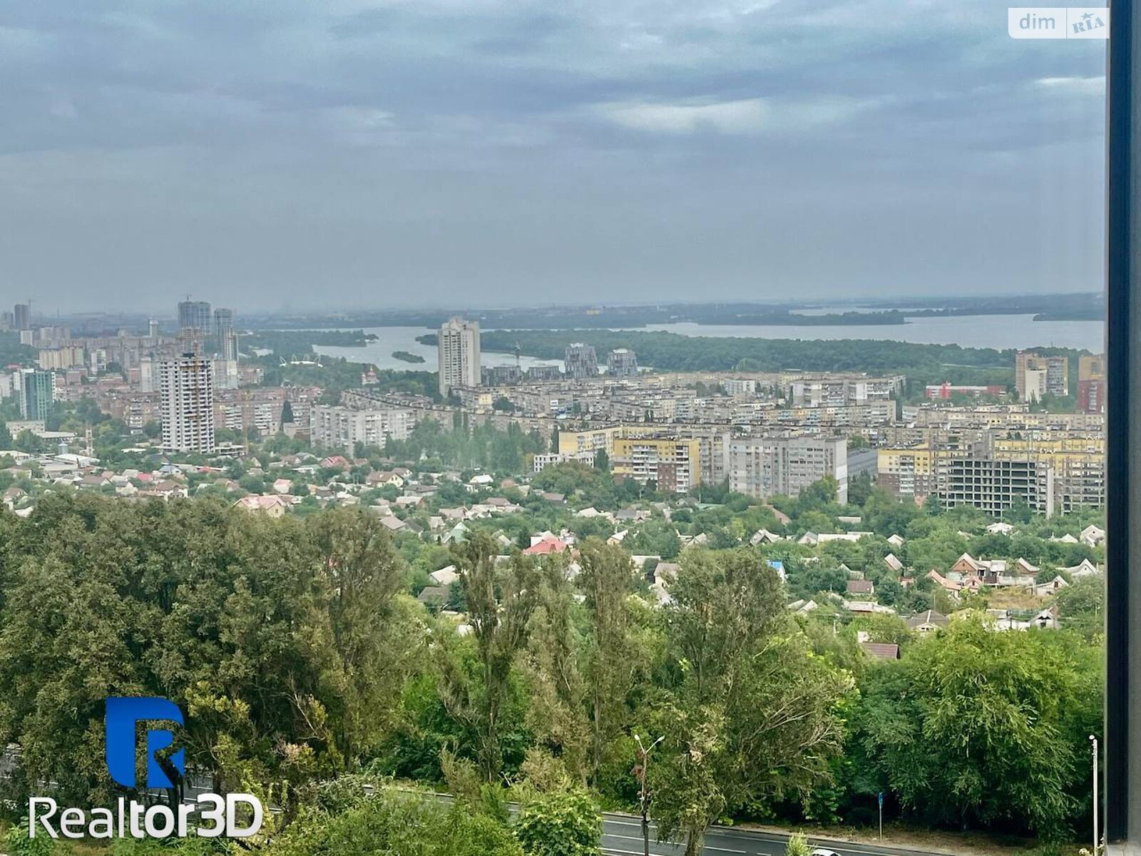 Продаж двокімнатної квартири в Дніпрі, на бул. Слави 45Б, район Соборний фото 1