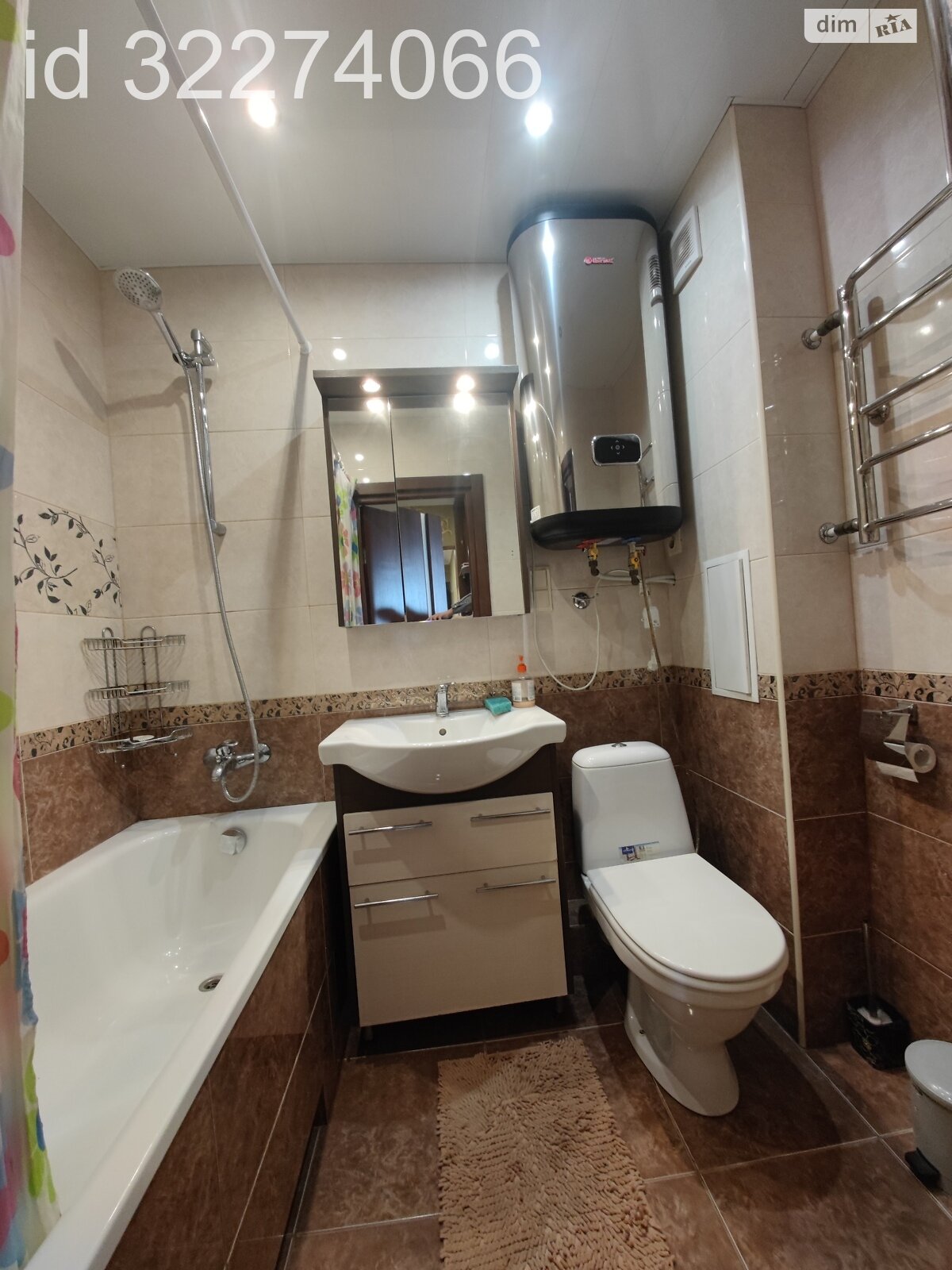 Продаж двокімнатної квартири в Дніпрі, на бул. Слави 4, район Соборний фото 1 Продаж двокімнатної квартири в Дніпрі, на бул. Слави 4, район Соборний фото 1