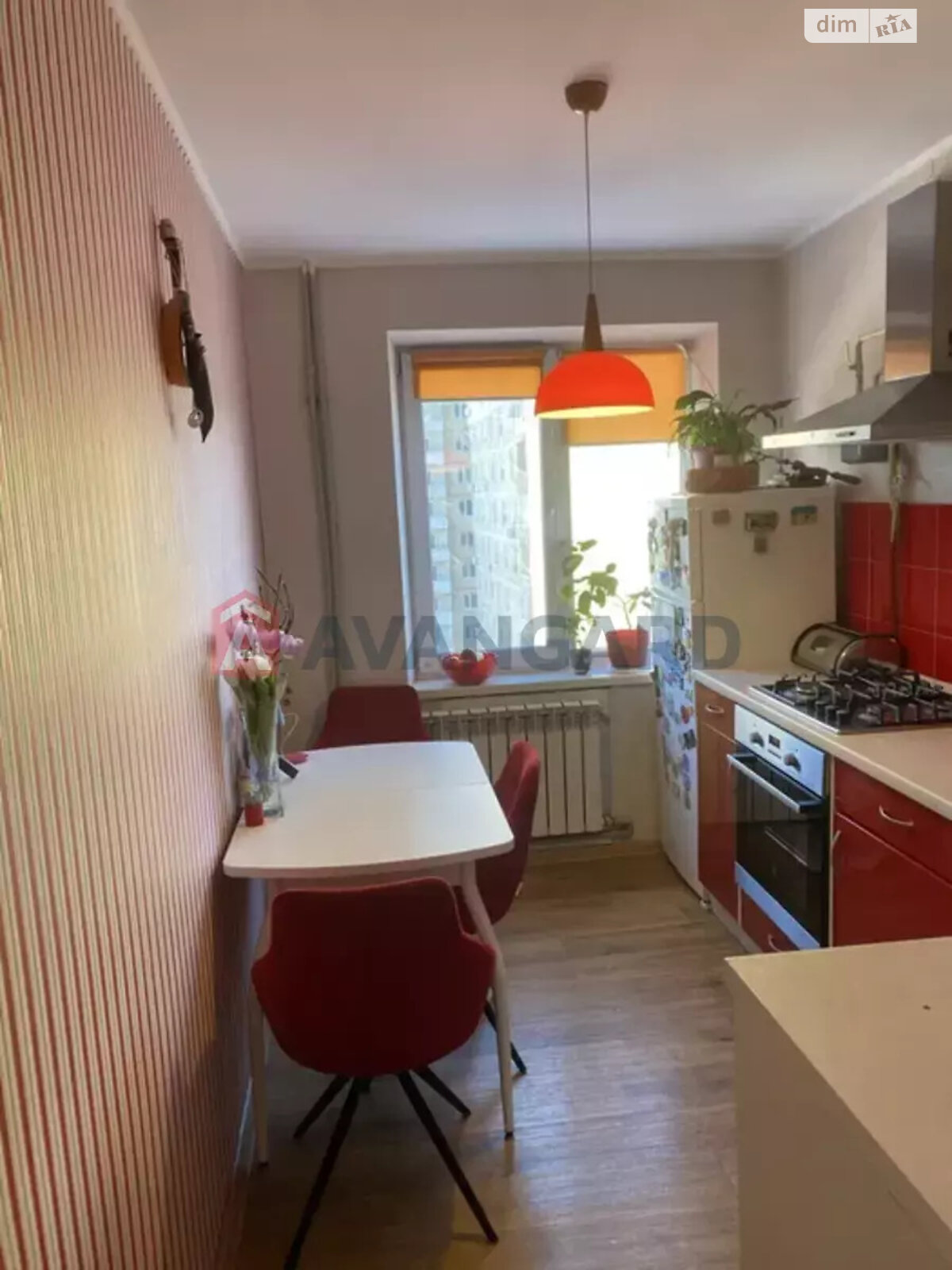 Продаж трикімнатної квартири в Дніпрі, на бул. Слави 8, район Соборний фото 1 Продаж трикімнатної квартири в Дніпрі, на бул. Слави 8, район Соборний фото 1