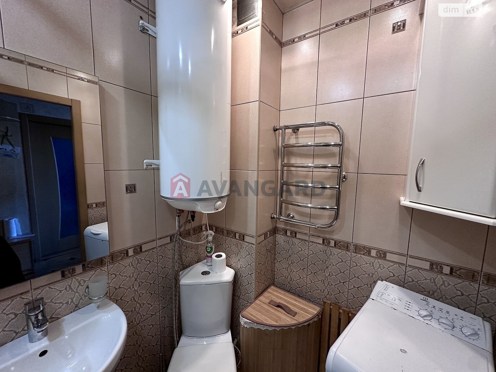 Продажа однокомнатной квартиры в Днепре, на бул. Славы 12, район Соборный фото 1