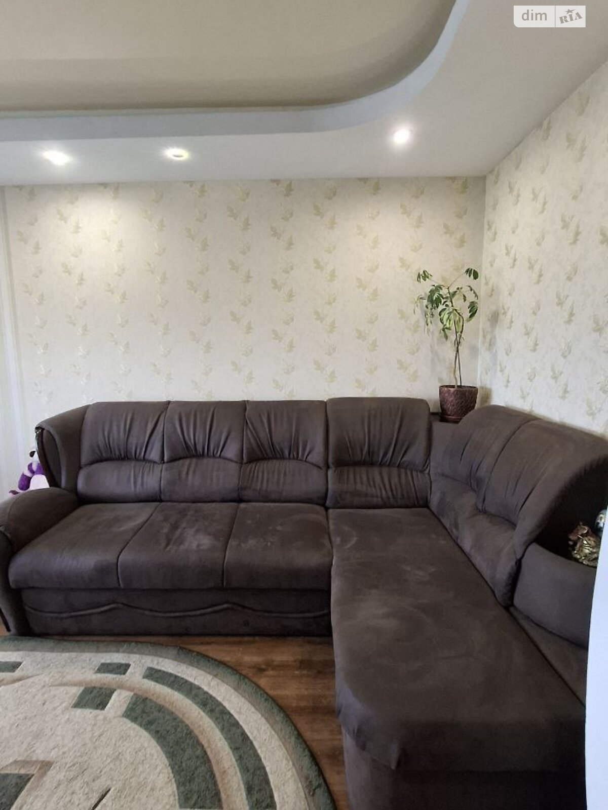 Продаж трикімнатної квартири в Дніпрі, на вул. Космічна 29, район Соборний фото 1 Продаж трикімнатної квартири в Дніпрі, на вул. Космічна 29, район Соборний фото 1