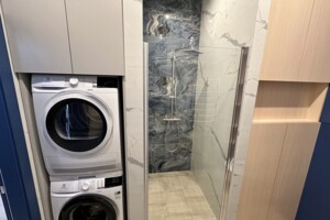Продажа однокомнатной квартиры в Днепре, на просп. Яворницкого Дмитрия 5, район Соборный фото 2