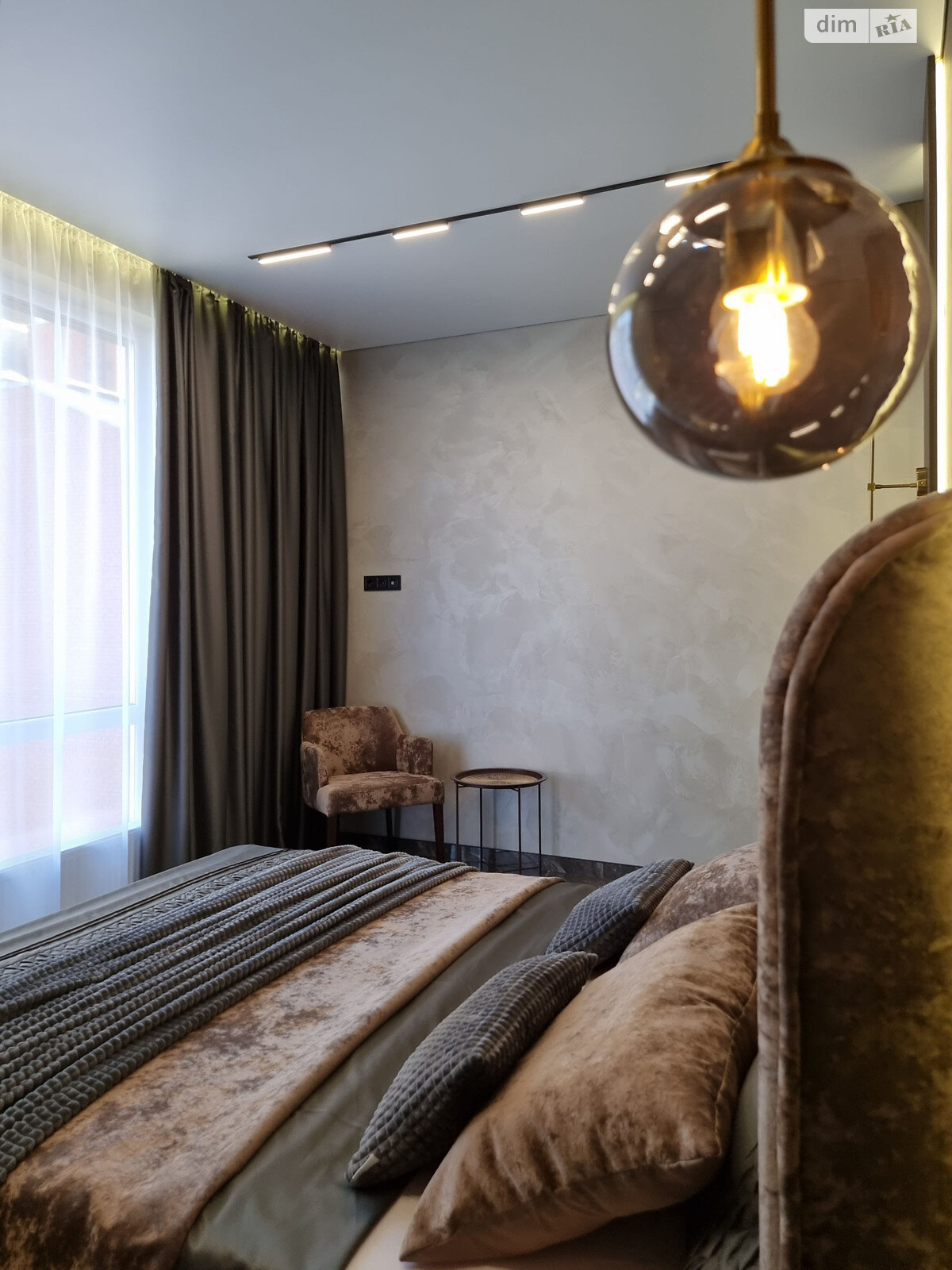 Продажа трехкомнатной квартиры в Днепре, на ул. Южная 51Л, район Соборный фото 1 Продажа трехкомнатной квартиры в Днепре, на ул. Южная 51Л, район Соборный фото 1