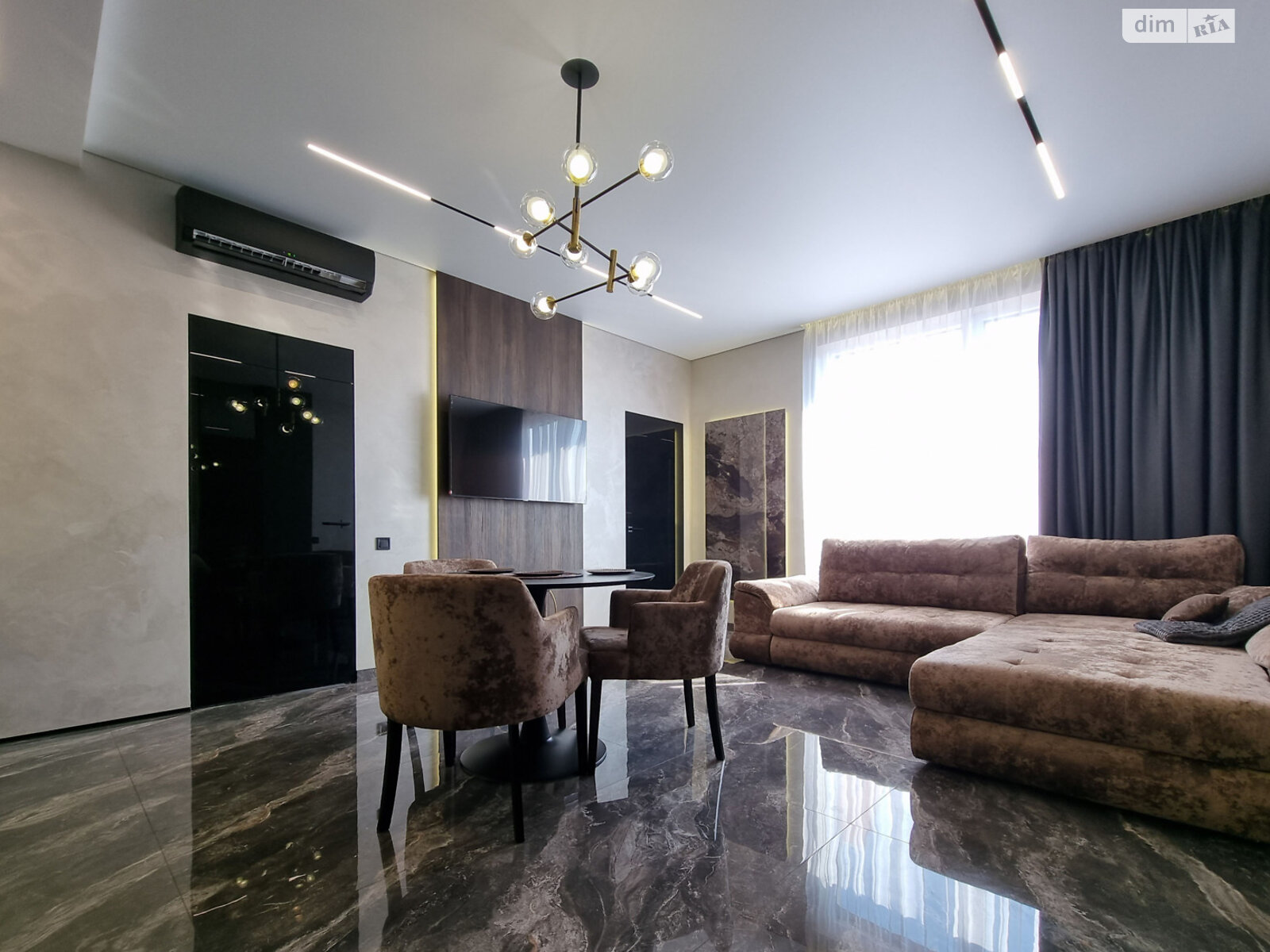 Продажа трехкомнатной квартиры в Днепре, на ул. Южная 51Л, район Соборный фото 1 Продажа трехкомнатной квартиры в Днепре, на ул. Южная 51Л, район Соборный фото 1