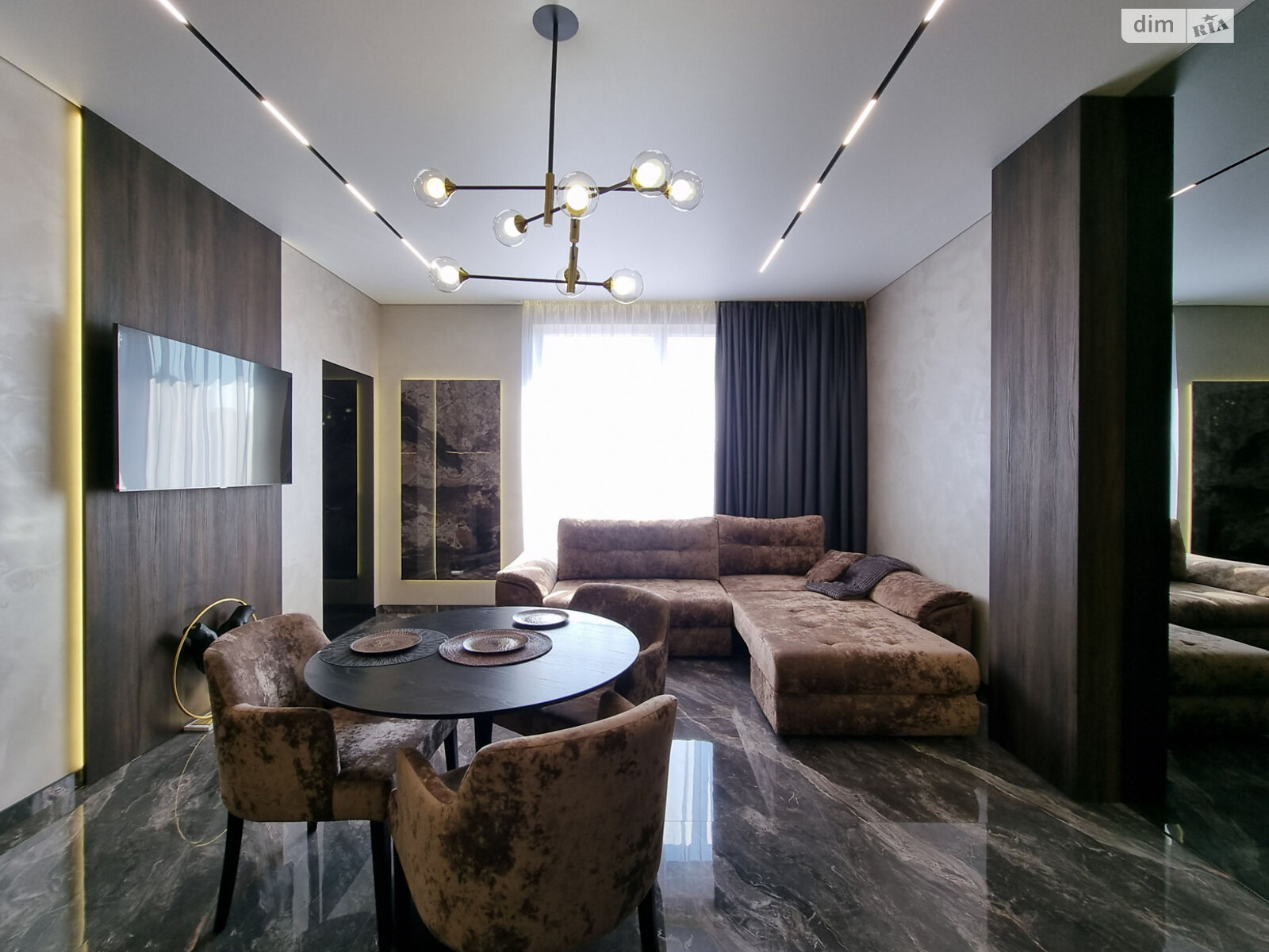 Продажа трехкомнатной квартиры в Днепре, на ул. Южная 51Л, район Соборный фото 1 Продажа трехкомнатной квартиры в Днепре, на ул. Южная 51Л, район Соборный фото 1