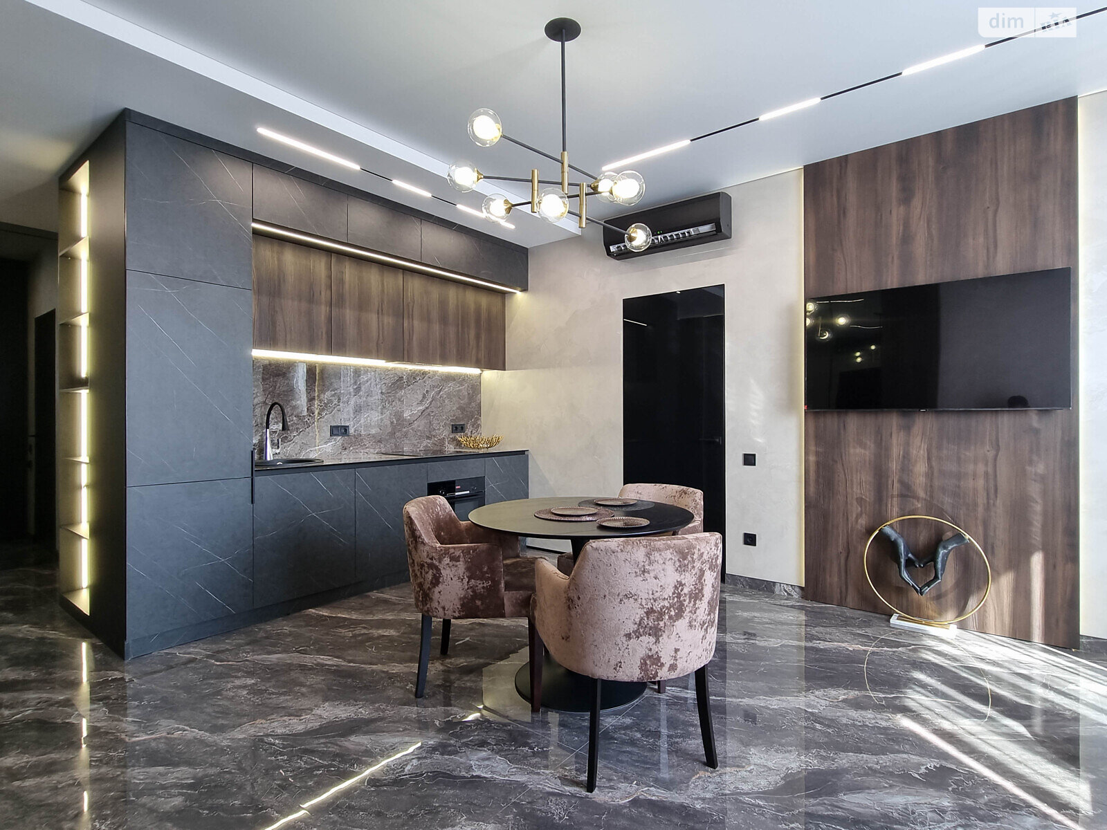 Продажа трехкомнатной квартиры в Днепре, на ул. Южная 51Л, район Соборный фото 1 Продажа трехкомнатной квартиры в Днепре, на ул. Южная 51Л, район Соборный фото 1