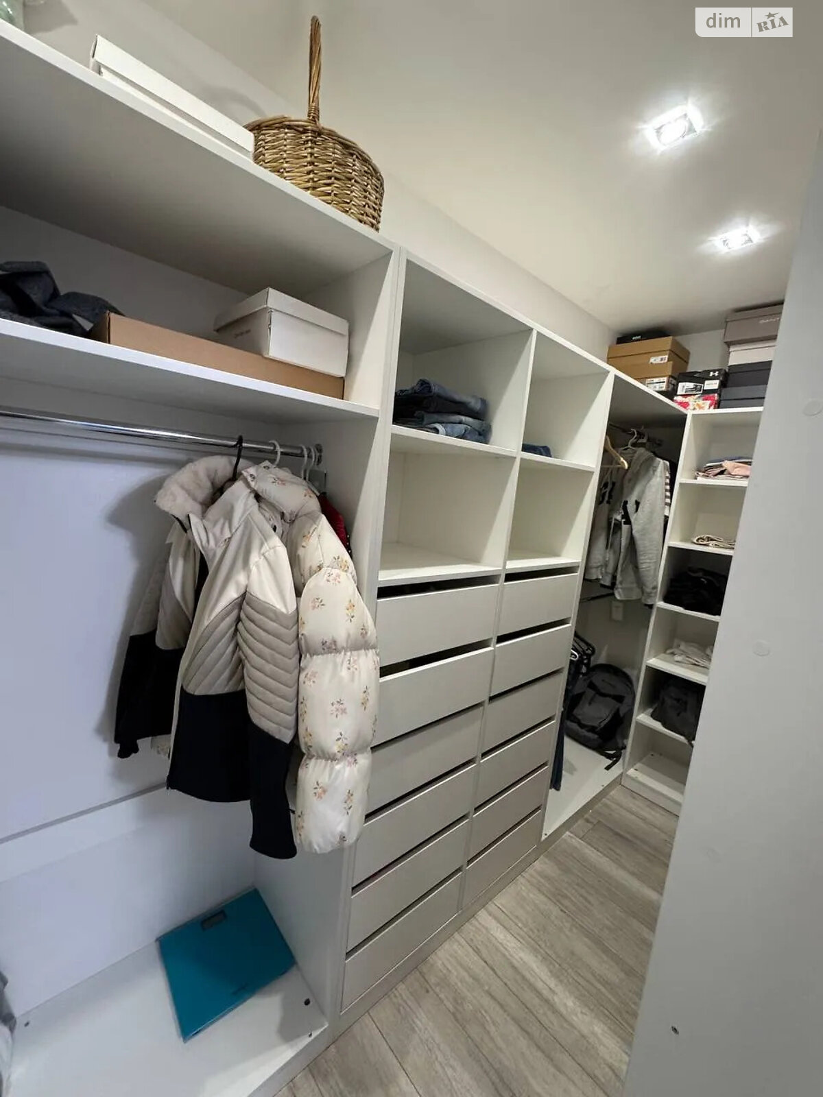 Продажа трехкомнатной квартиры в Днепре, на бул. Славы 45Б, район Сокол фото 1 Продажа трехкомнатной квартиры в Днепре, на бул. Славы 45Б, район Сокол фото 1