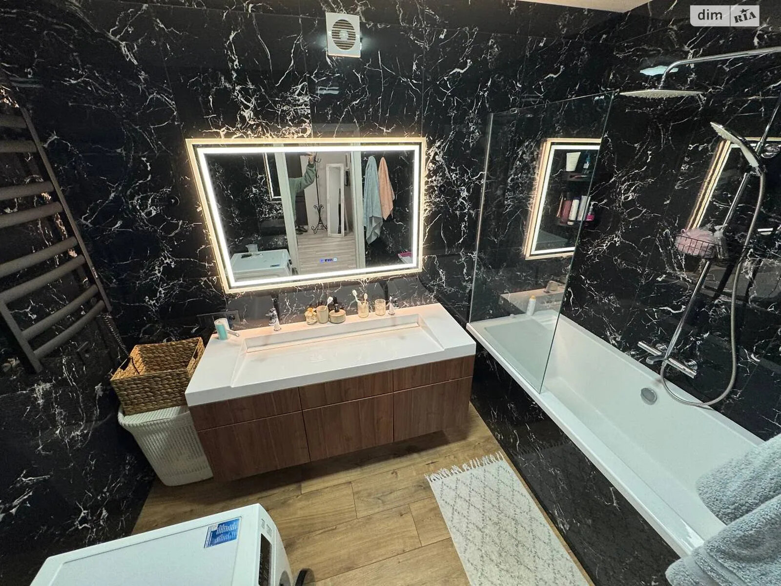 Продажа трехкомнатной квартиры в Днепре, на бул. Славы 45Б, район Сокол фото 1 Продажа трехкомнатной квартиры в Днепре, на бул. Славы 45Б, район Сокол фото 1