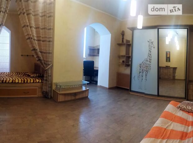 Продаж п`ятикімнатної квартири в Дніпрі на пров. Любарського 36 район Сонячний фото 1 Продаж п`ятикімнатної квартири в Дніпрі на пров. Любарського 36 район Сонячний фото 1