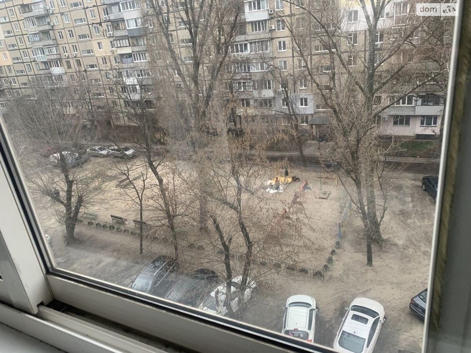 Продажа трехкомнатной квартиры в Днепре, на ул. Малиновского Маршала 10, район Солнечный фото 1