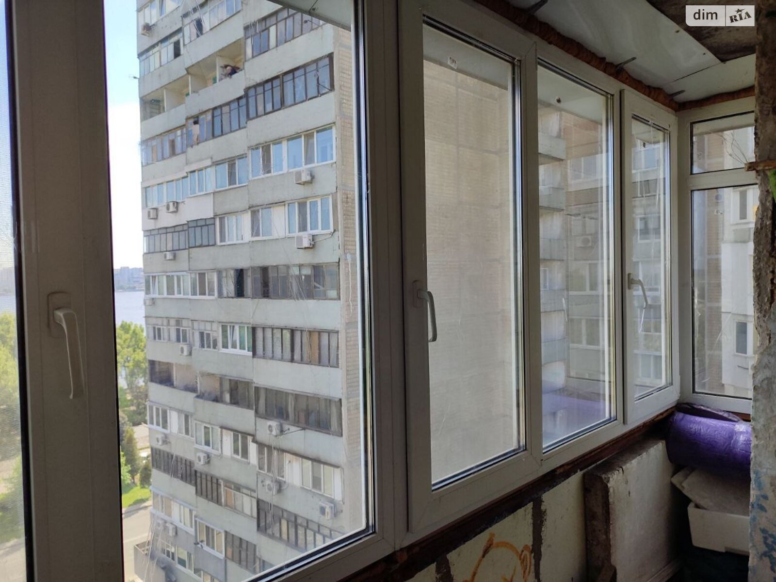 Продажа трехкомнатной квартиры в Днепре, на ул. Солнечная Набережная 36, район Солнечный фото 1 Продажа трехкомнатной квартиры в Днепре, на ул. Солнечная Набережная 36, район Солнечный фото 1